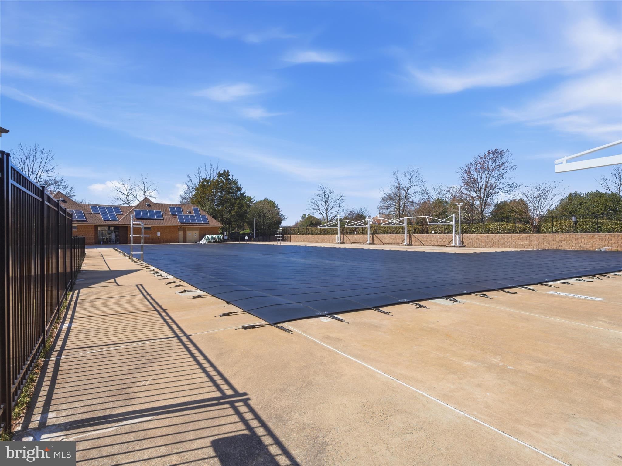 ASHBURN FARM - Residential