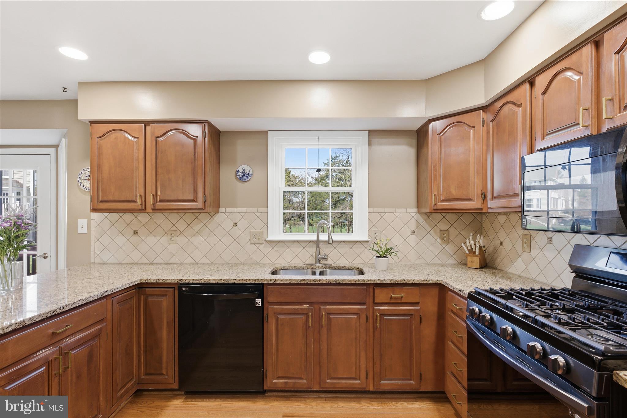 ASHBURN FARM - Residential