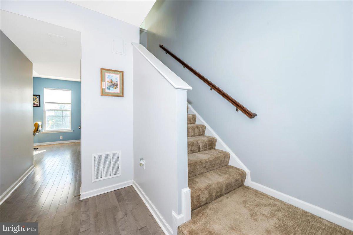 RIVERSIDE VILLAGES - Residential