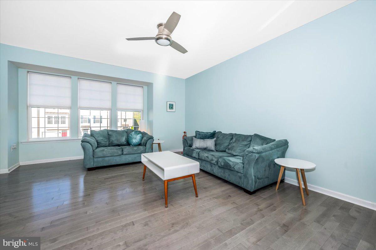 RIVERSIDE VILLAGES - Residential