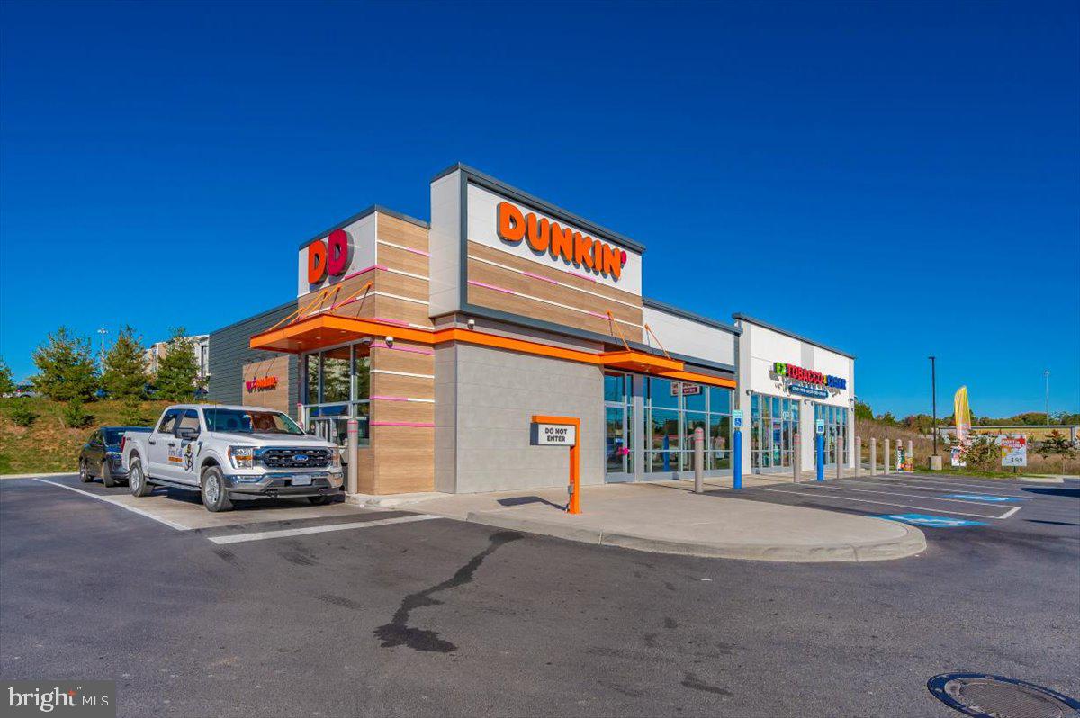 RIVERSIDE VILLAGES - Residential