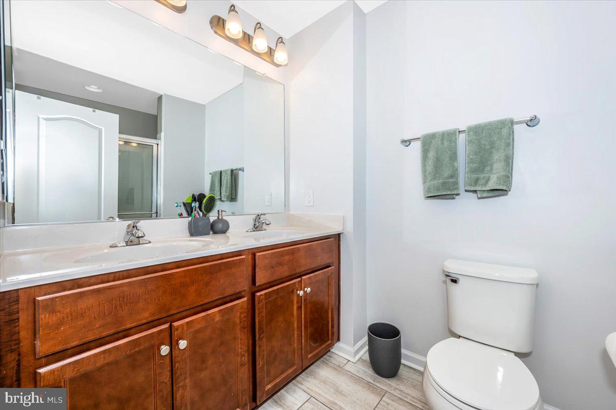 RIVERSIDE VILLAGES - Residential