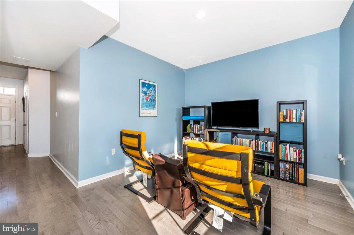 RIVERSIDE VILLAGES - Residential