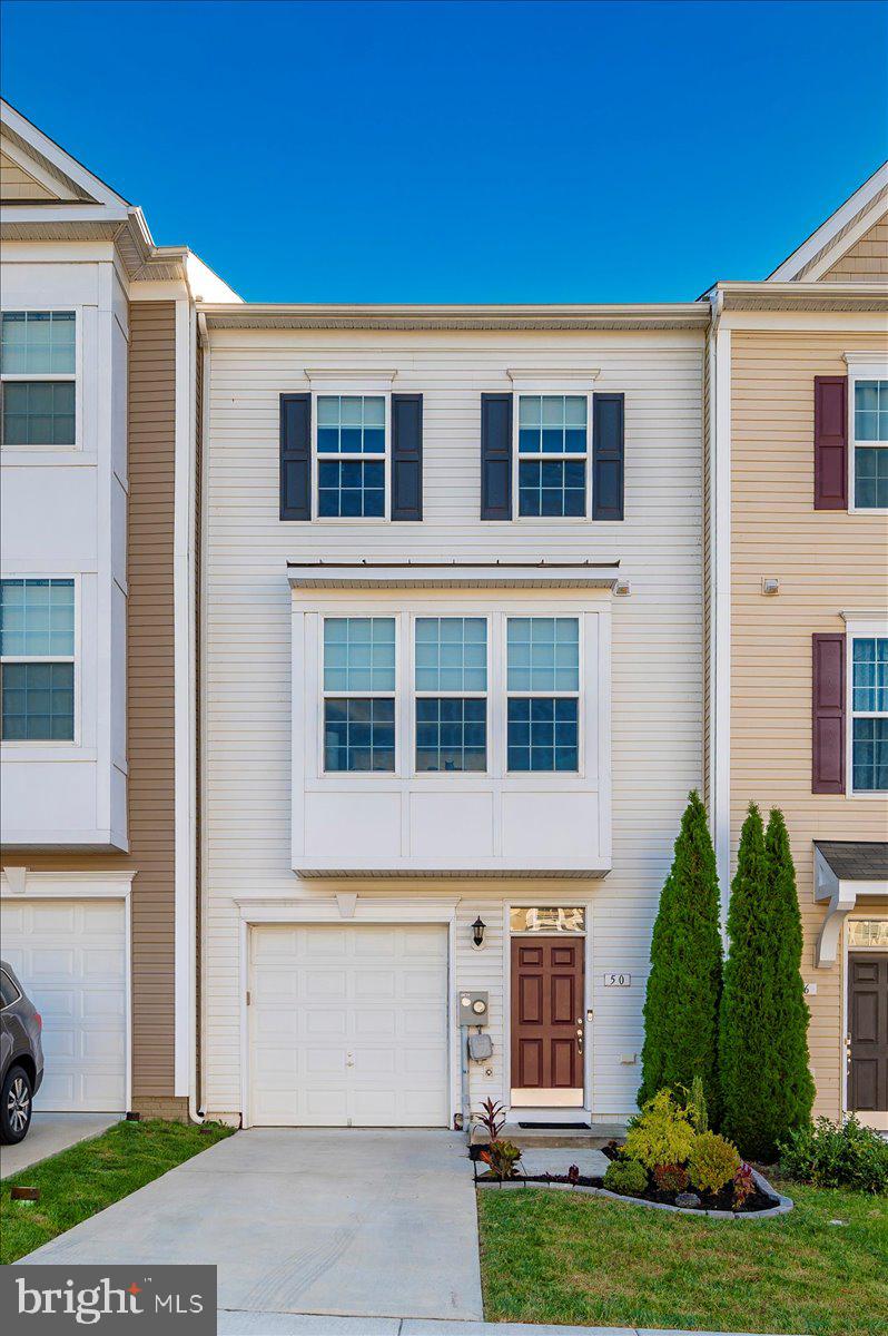 RIVERSIDE VILLAGES - Residential