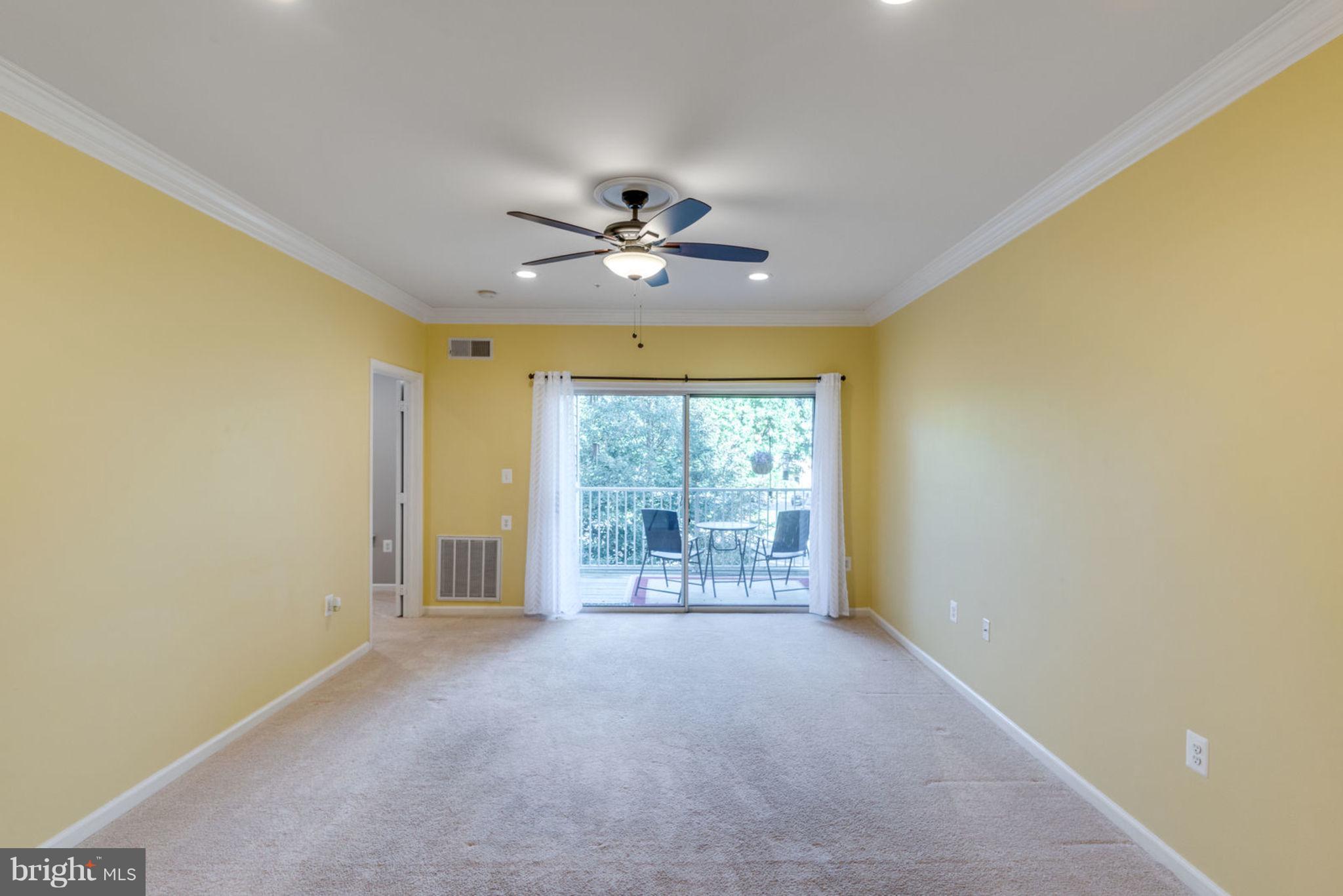 ASHBURN FARM - Residential