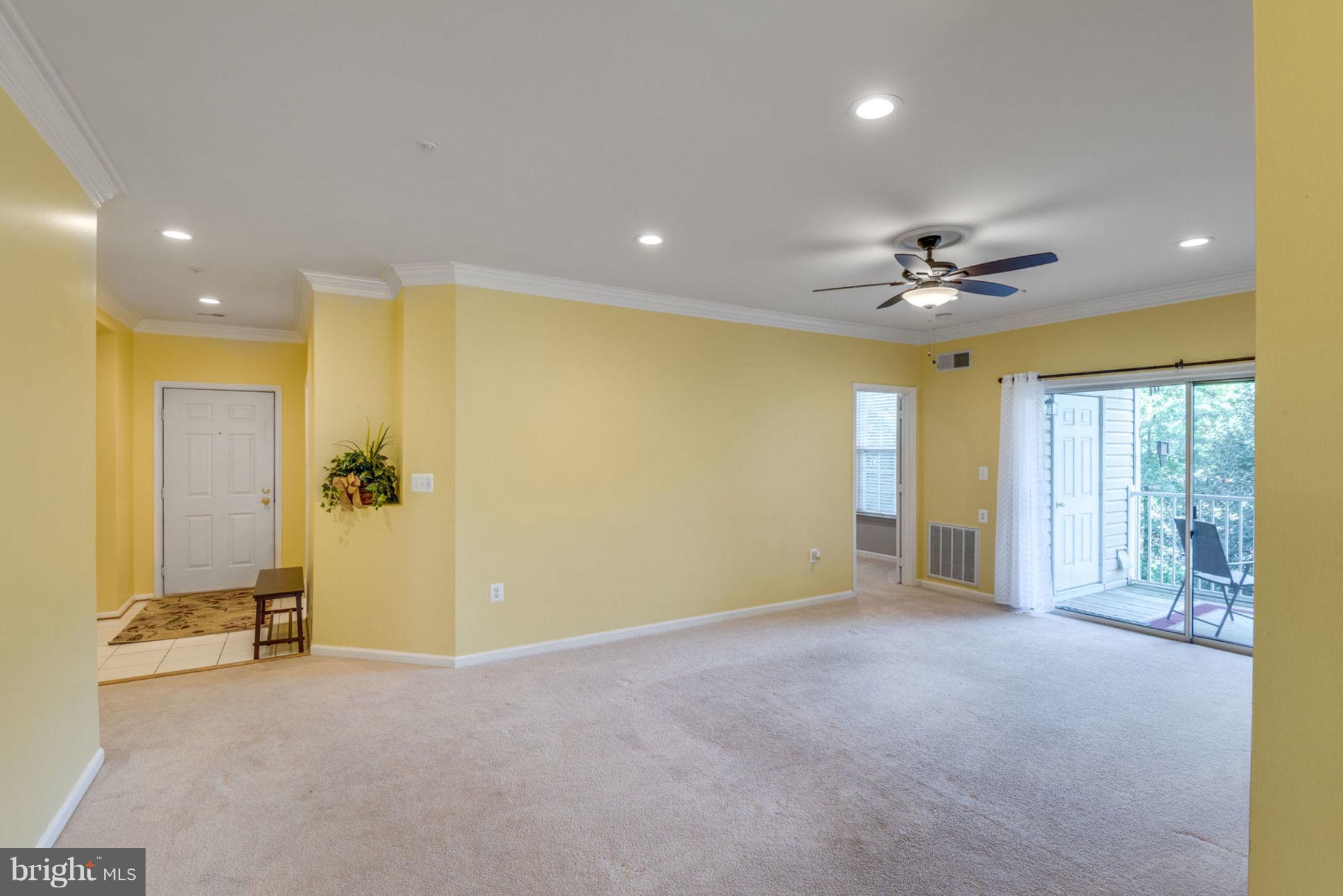 ASHBURN FARM - Residential