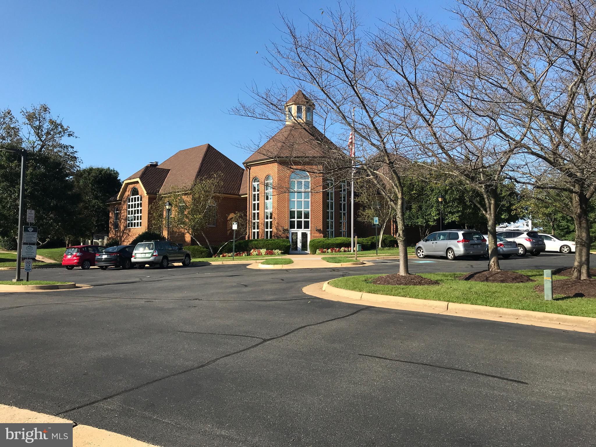 ASHBURN FARM - Residential