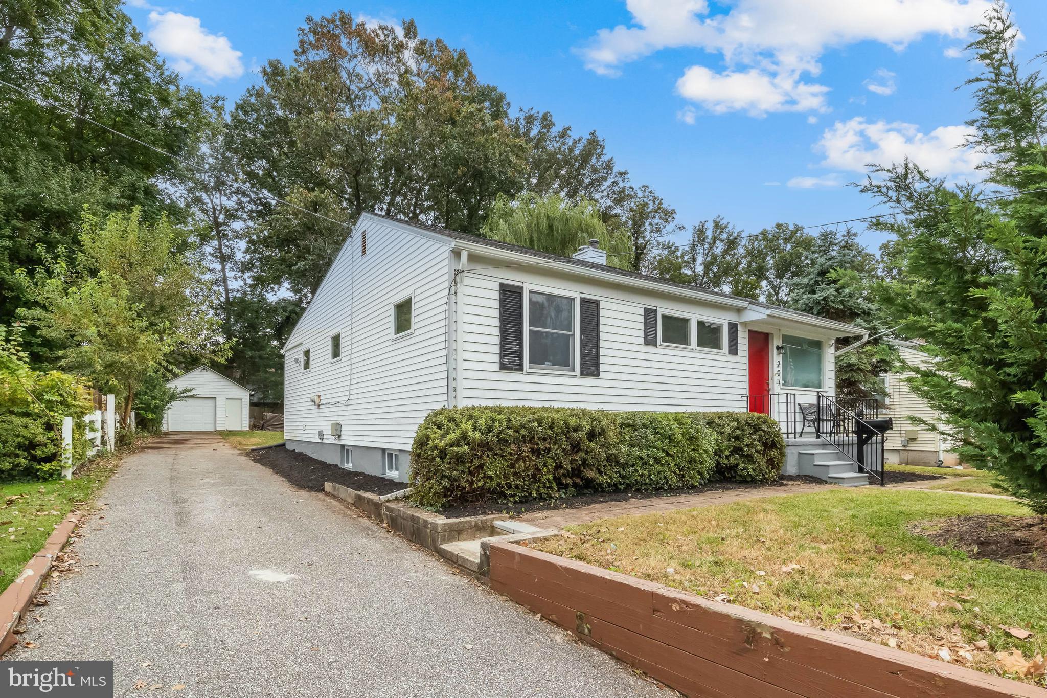 TOLLGATE - Residential