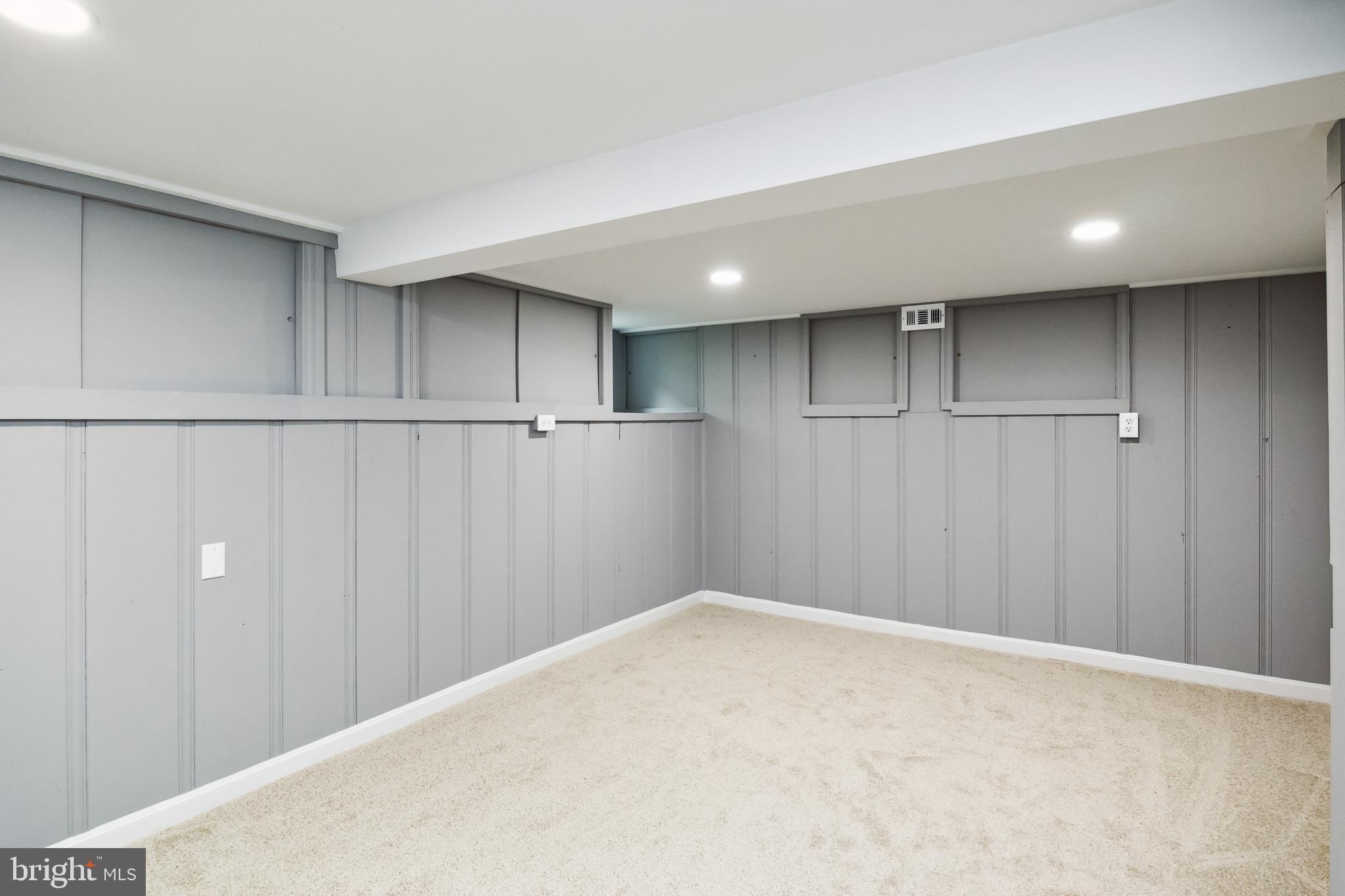 TOLLGATE - Residential