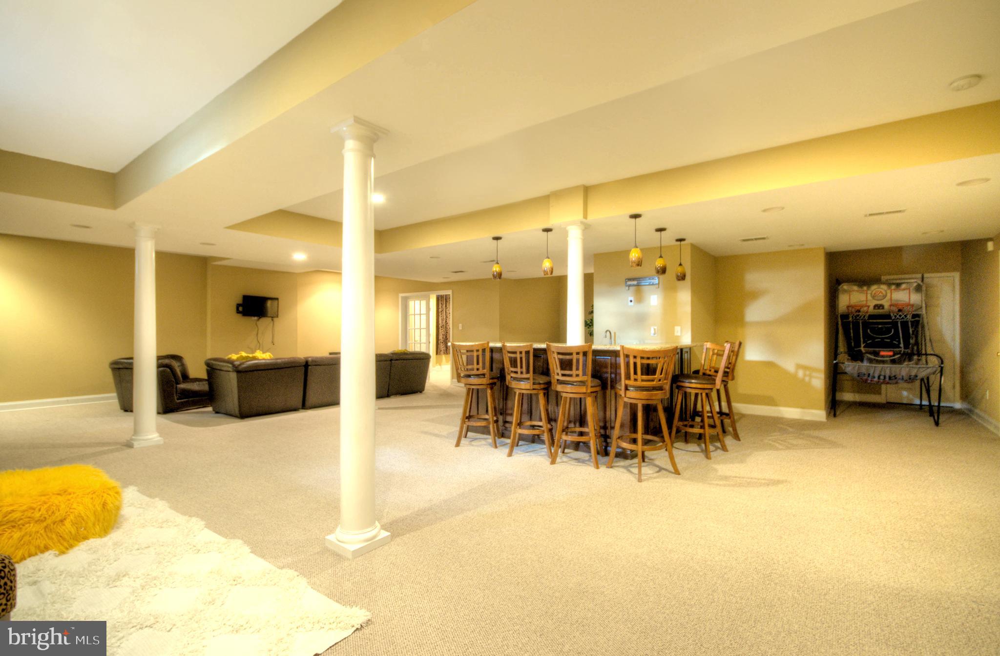 HIGH POINTE ESTATES - Residential