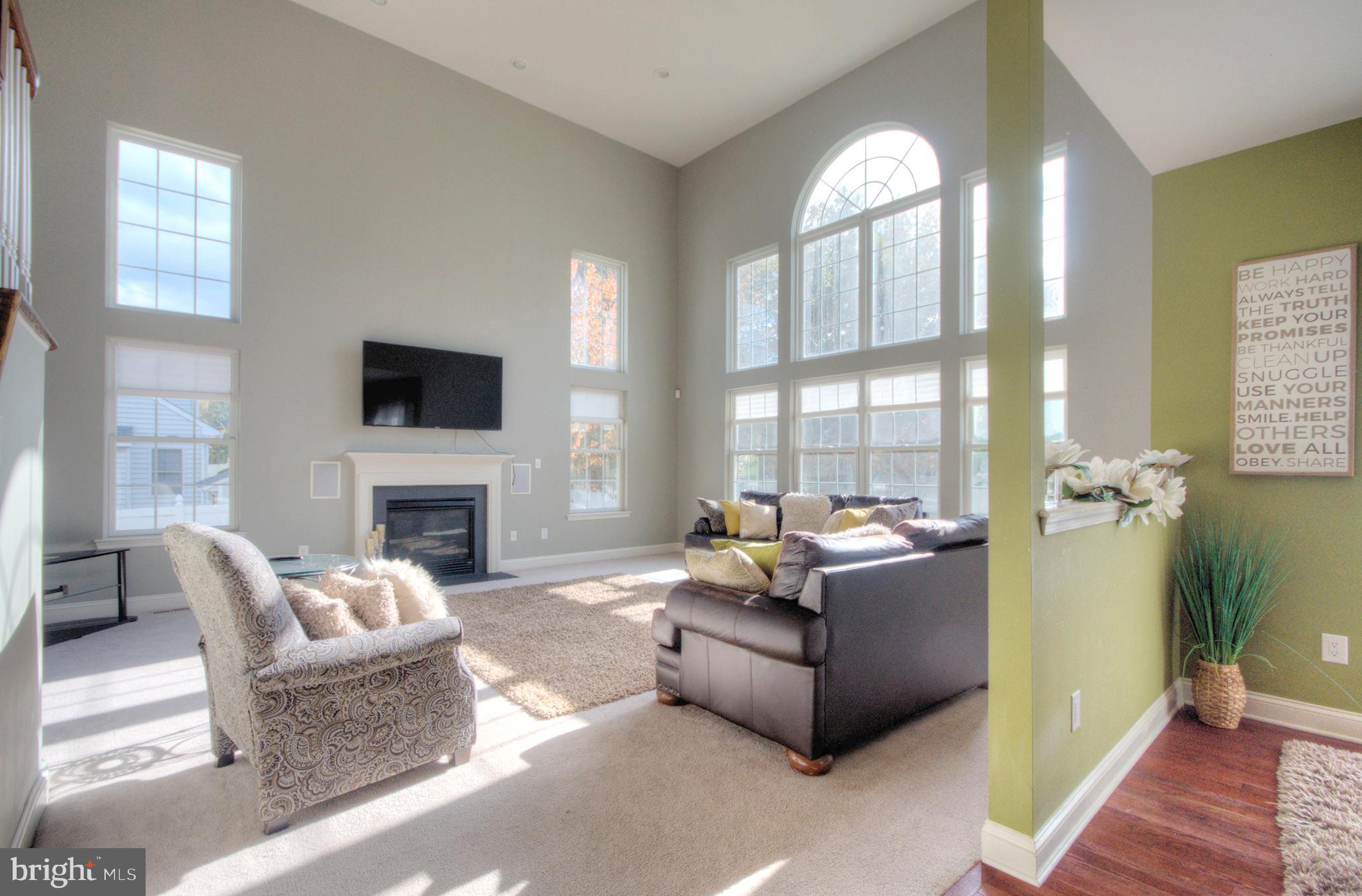 HIGH POINTE ESTATES - Residential