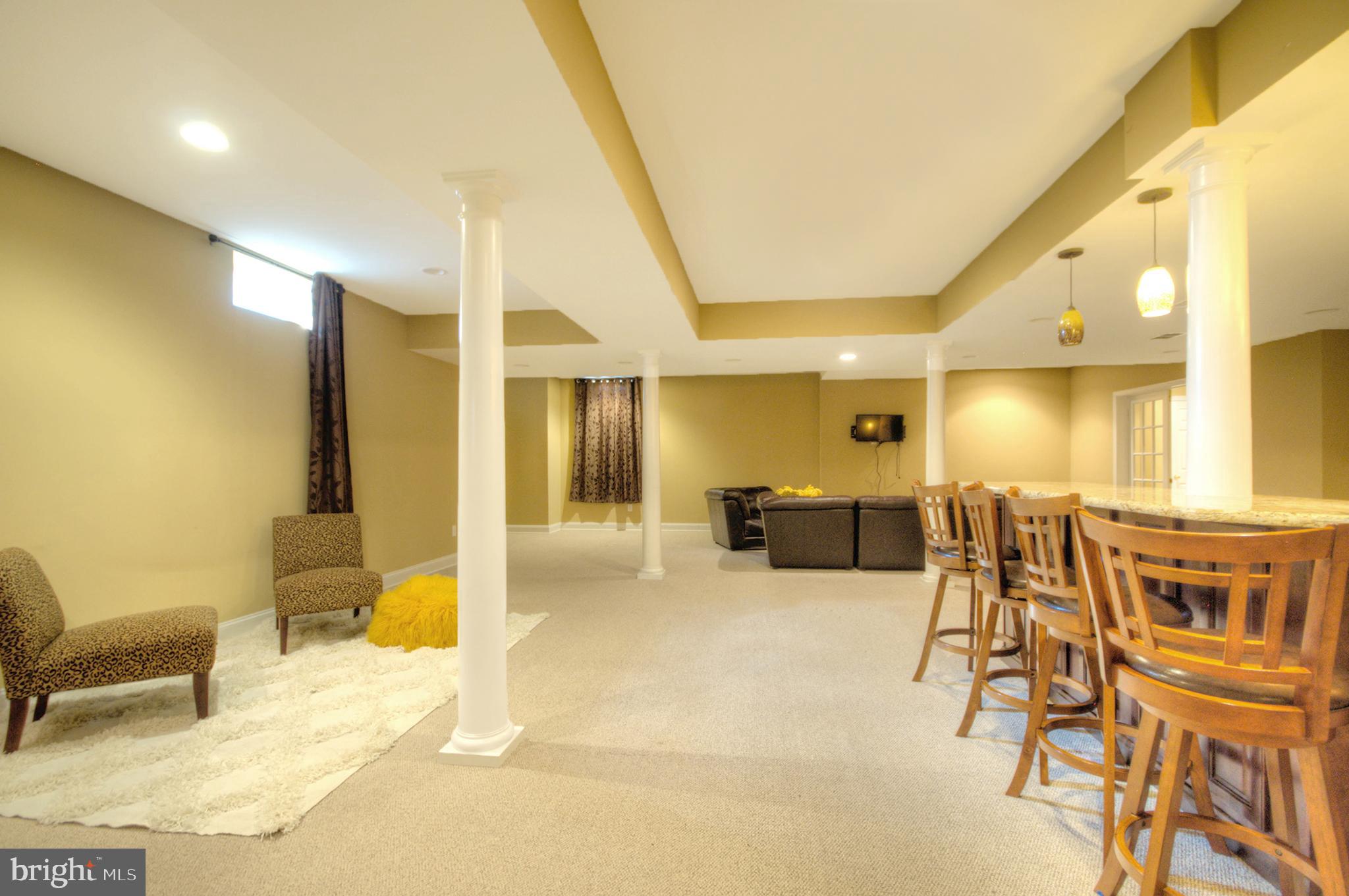 HIGH POINTE ESTATES - Residential