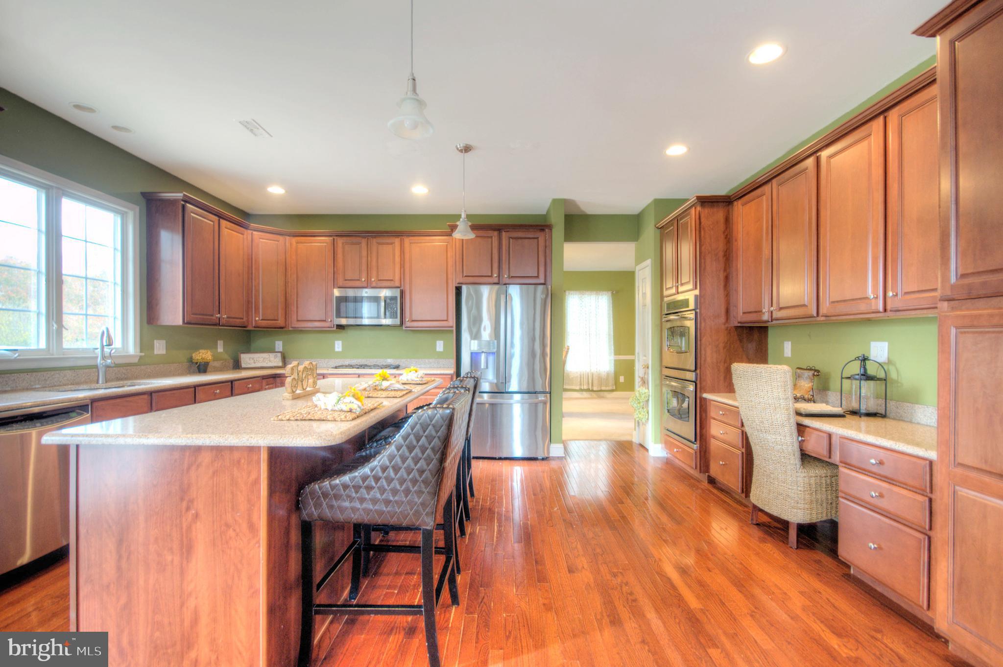 HIGH POINTE ESTATES - Residential