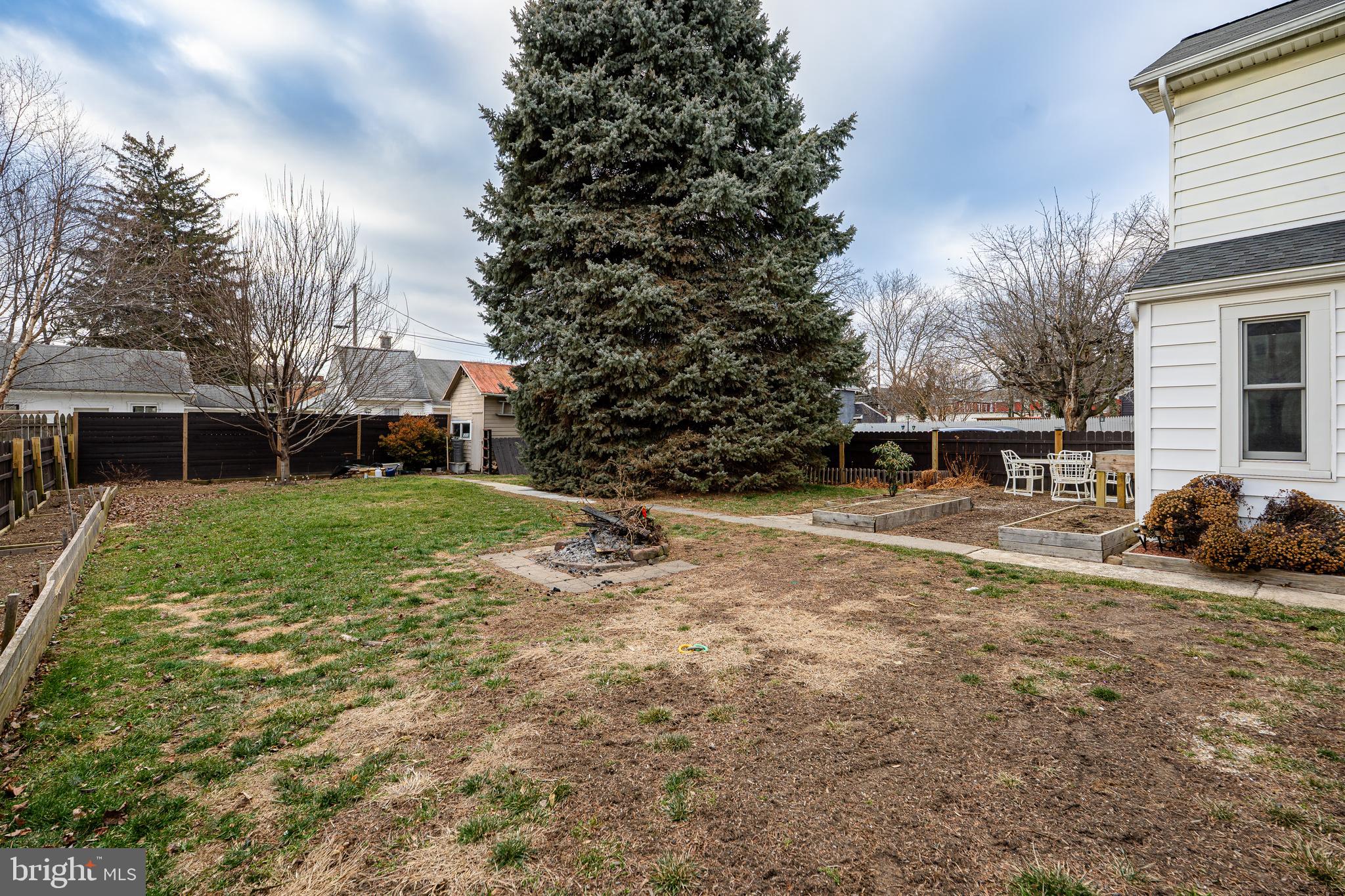 100 S CHESTNUT STREET