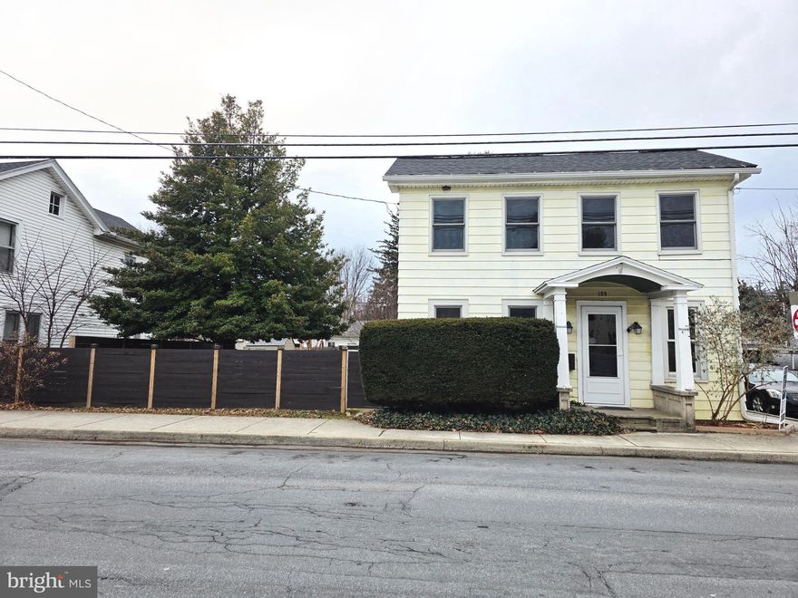 Don't miss out! Located in downtown Mechanicsburg Borough, this three-bedroom, one-bathroom home sits on an oversized lot, offering plenty of space and potential.  It's just minutes from downtown for you to enjoy walking to shops, restaurants, and borough happenings and also provides easy access to major highways. It's a fantastic opportunity for those willing to put in some TLC to create their dream home!