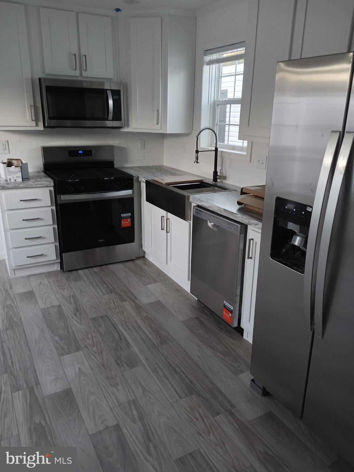 1405 FARRELL AVENUE 343