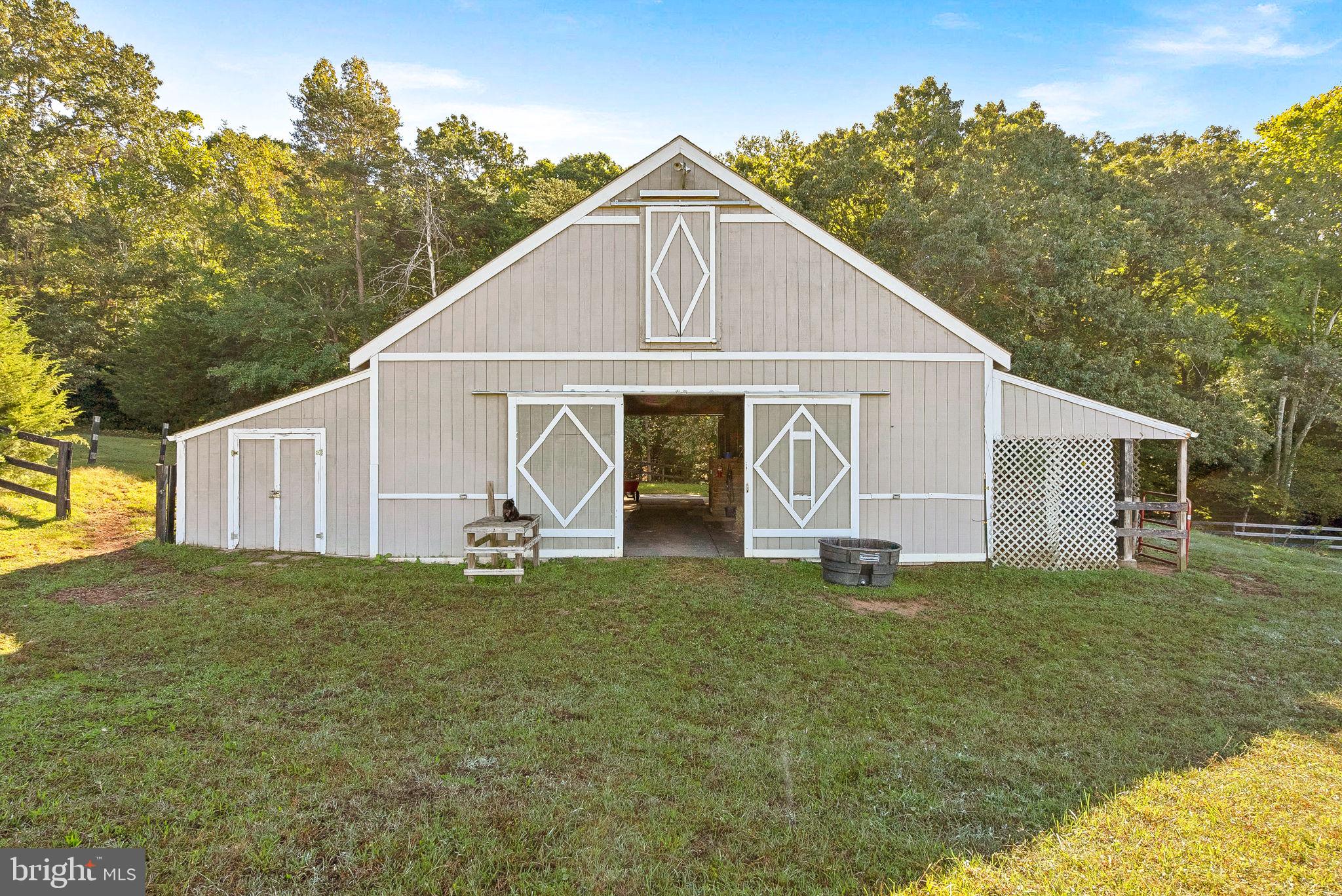 CEDAR CREEK FARMS - Residential