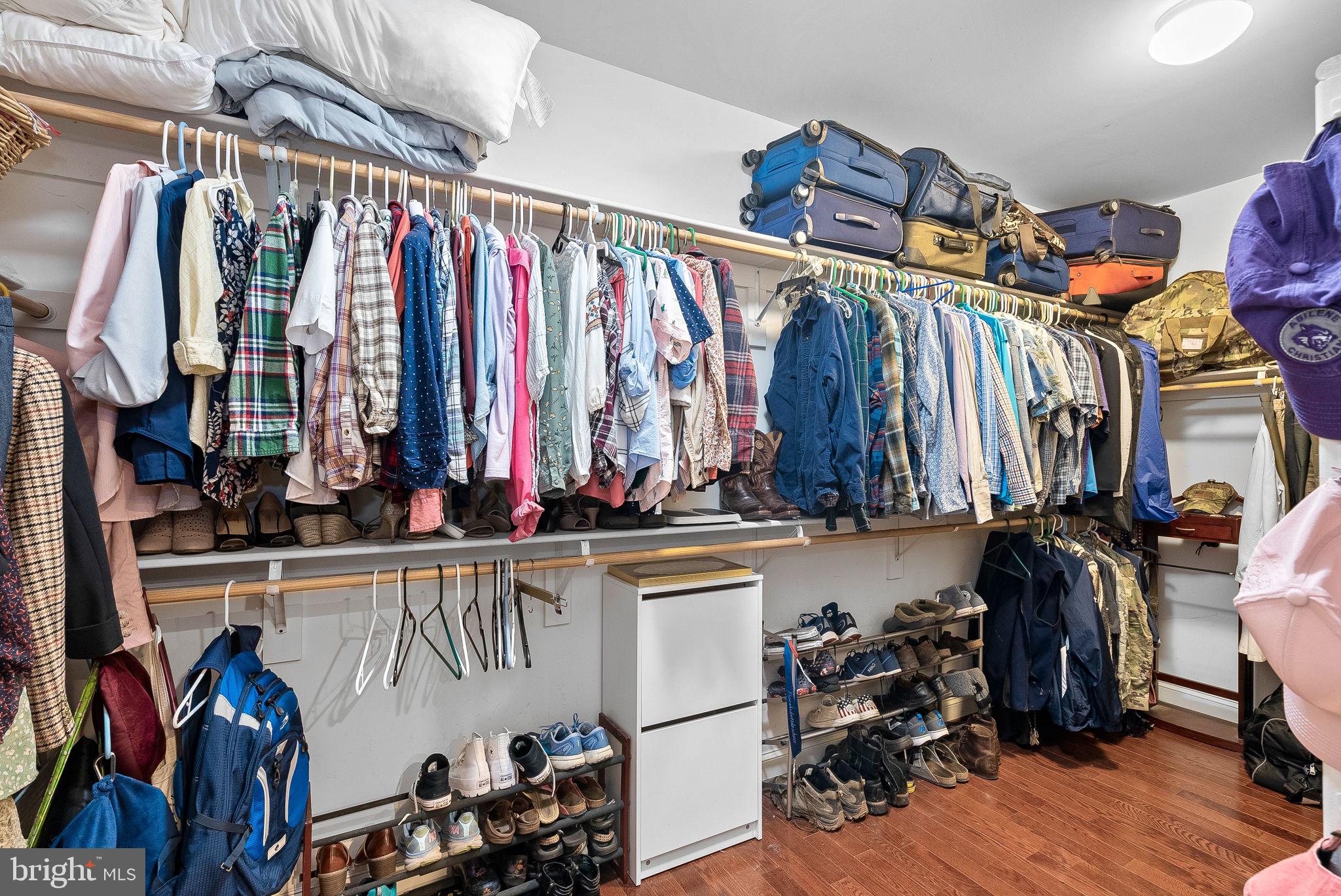 CEDAR CREEK FARMS - Residential