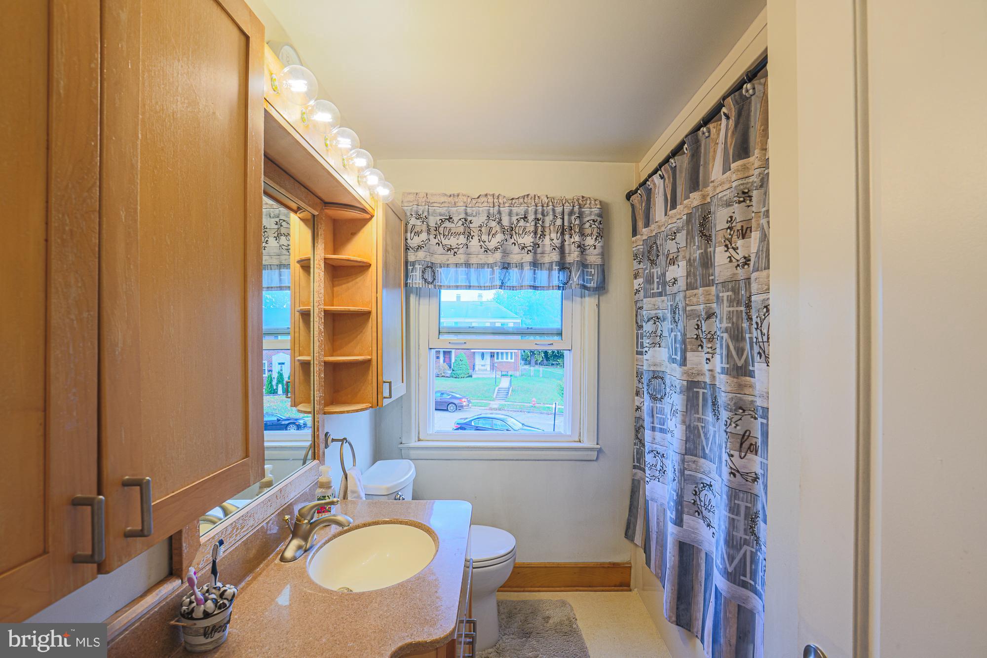 WILKER COURT - Residential