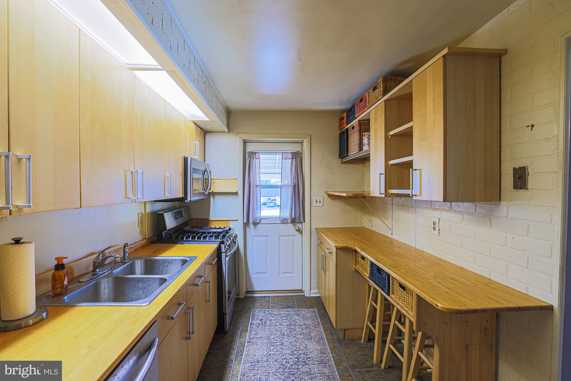 WILKER COURT - Residential