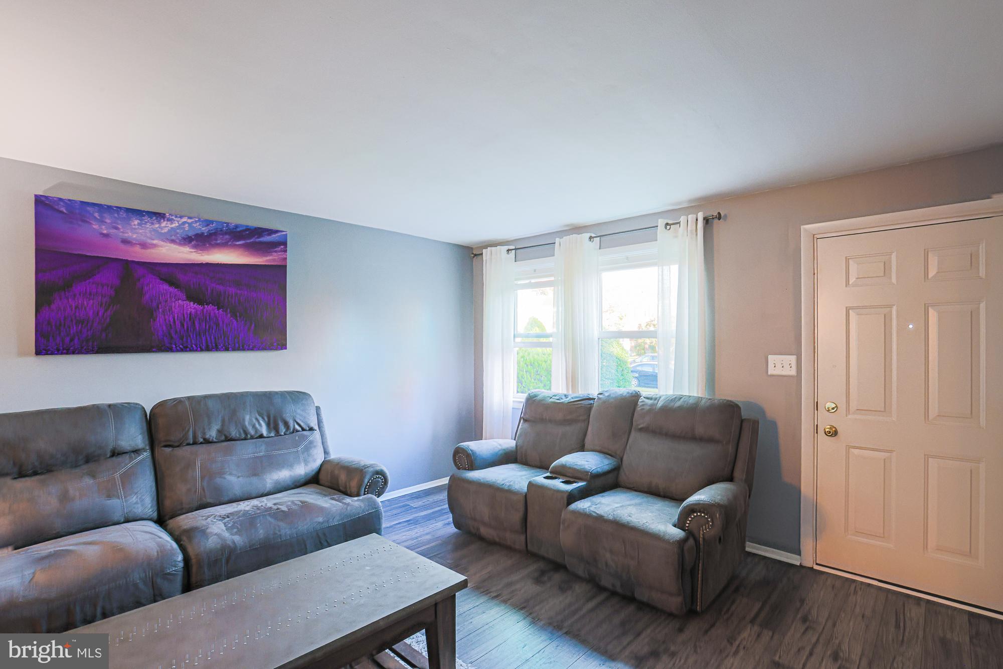 WILKER COURT - Residential