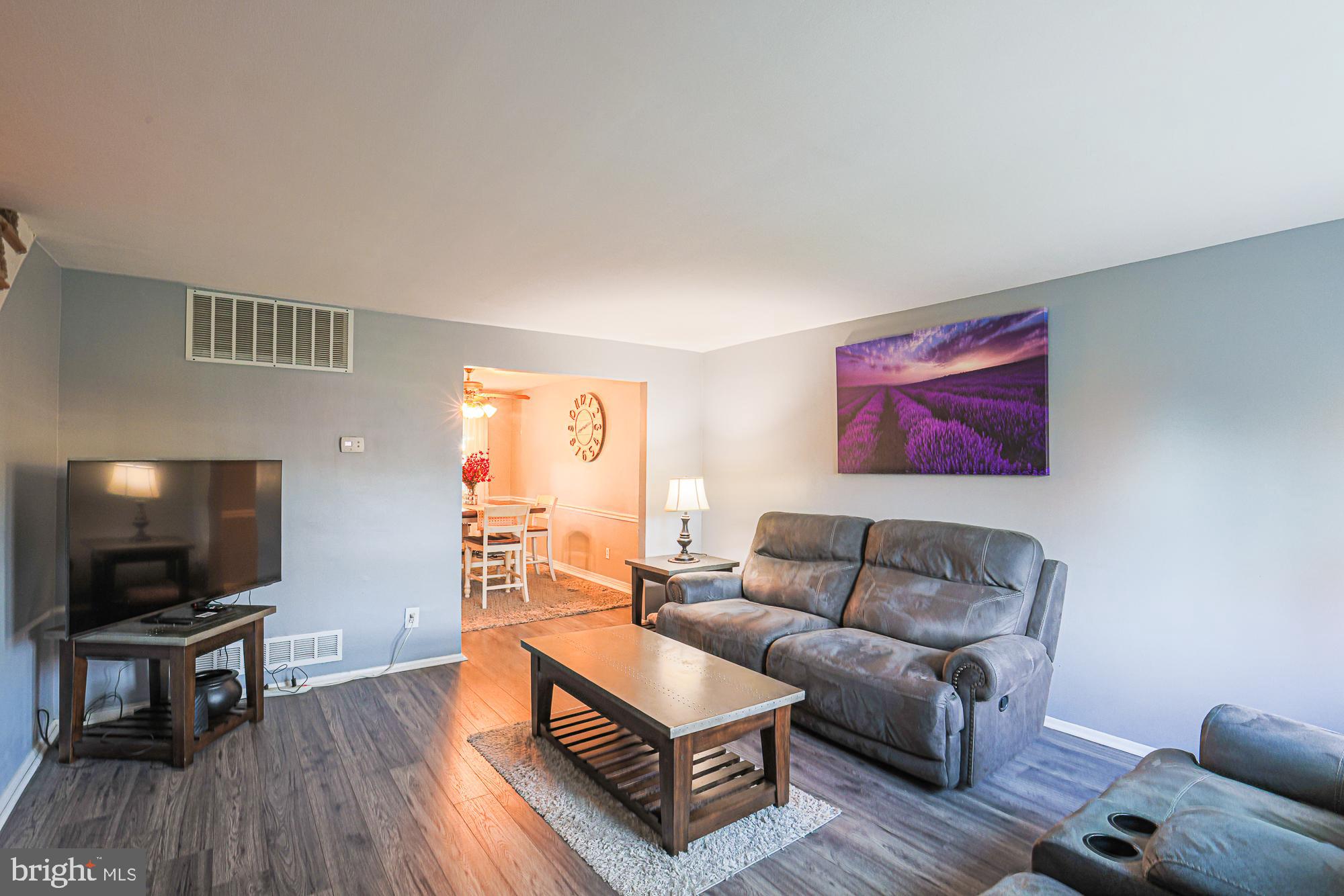 WILKER COURT - Residential