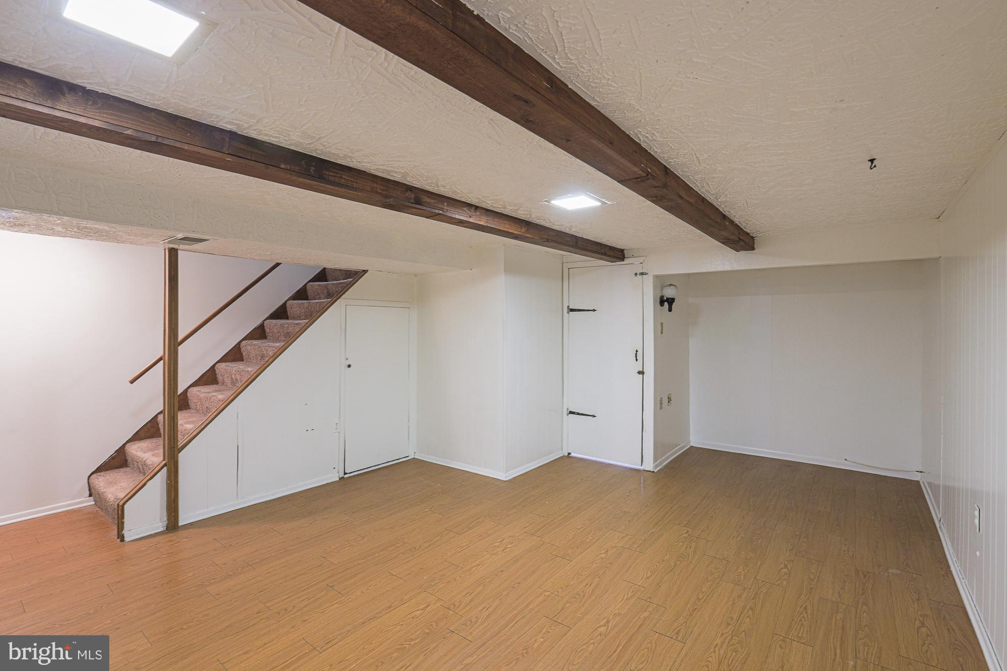 WILKER COURT - Residential