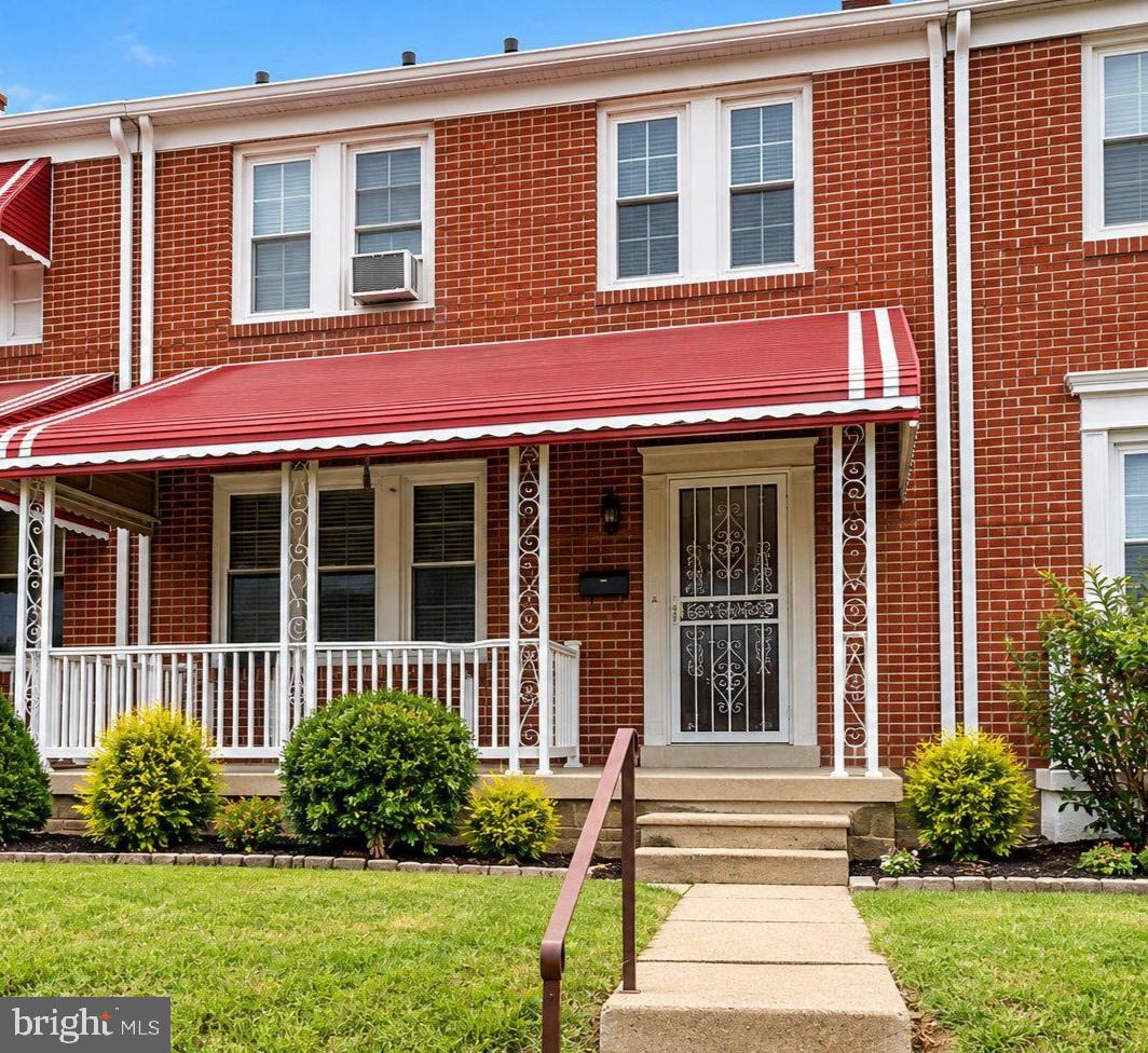 1408 KINGSWAY ROAD