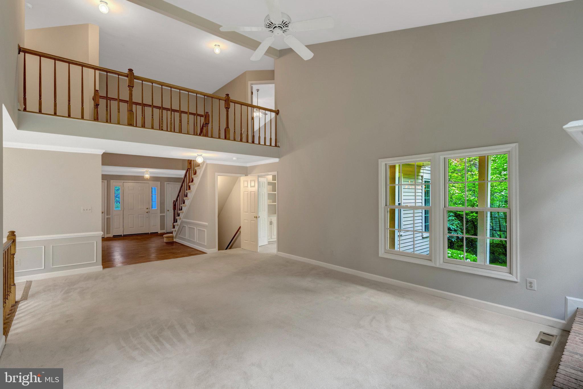 FAIRFAX HUNT - Residential