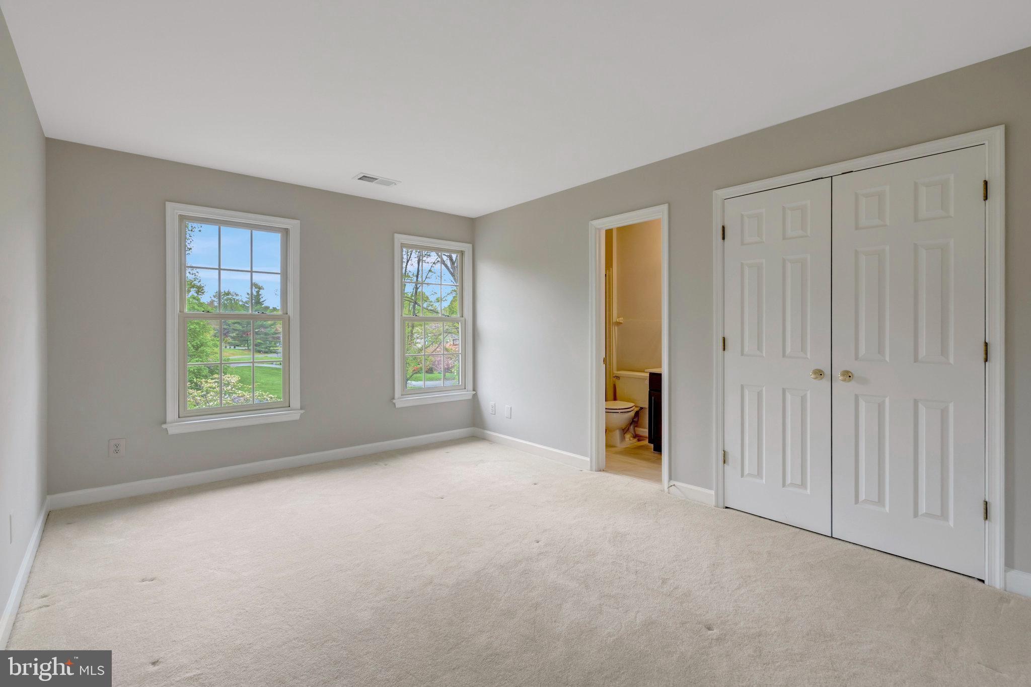 FAIRFAX HUNT - Residential