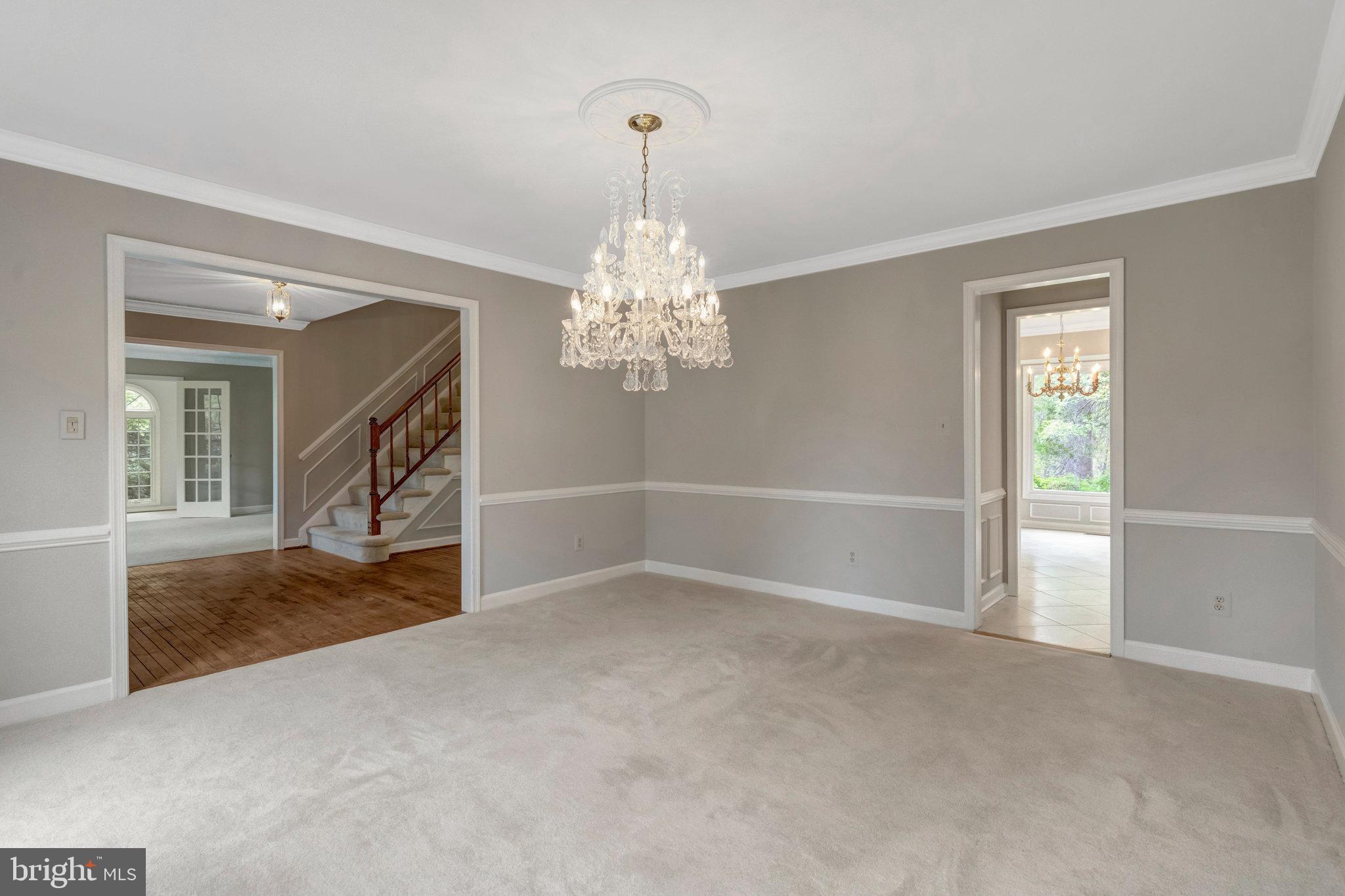 FAIRFAX HUNT - Residential