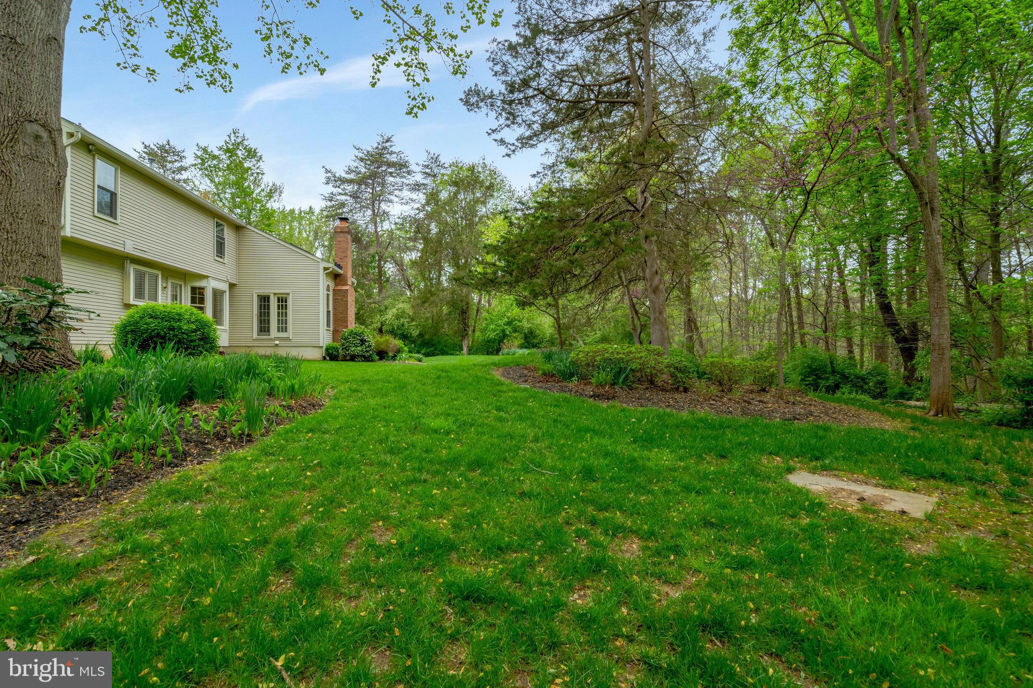 FAIRFAX HUNT - Residential