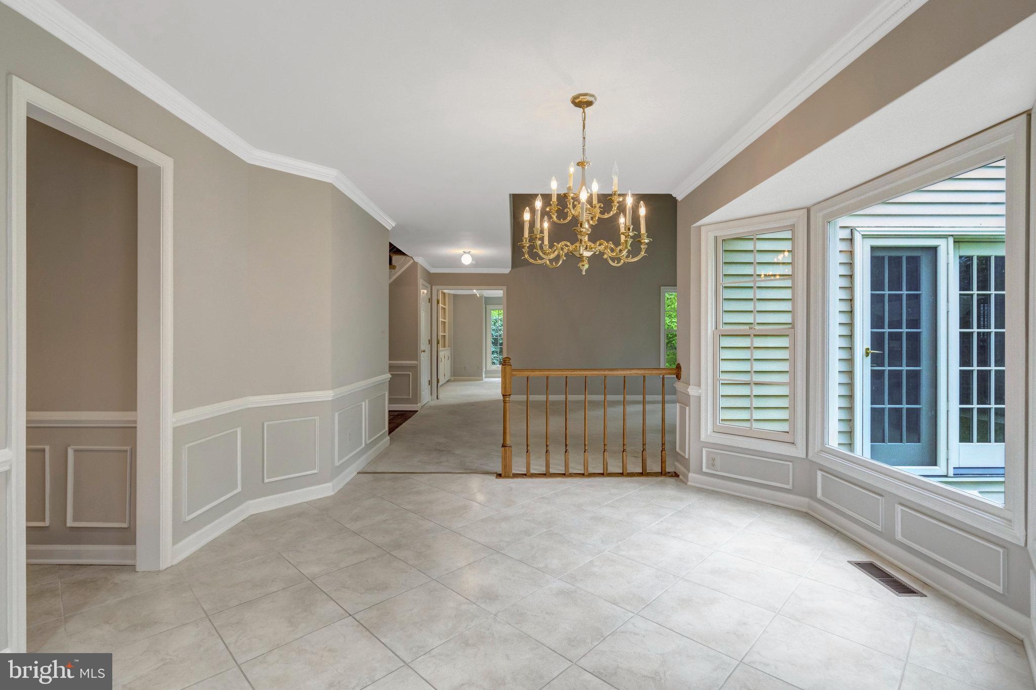 FAIRFAX HUNT - Residential