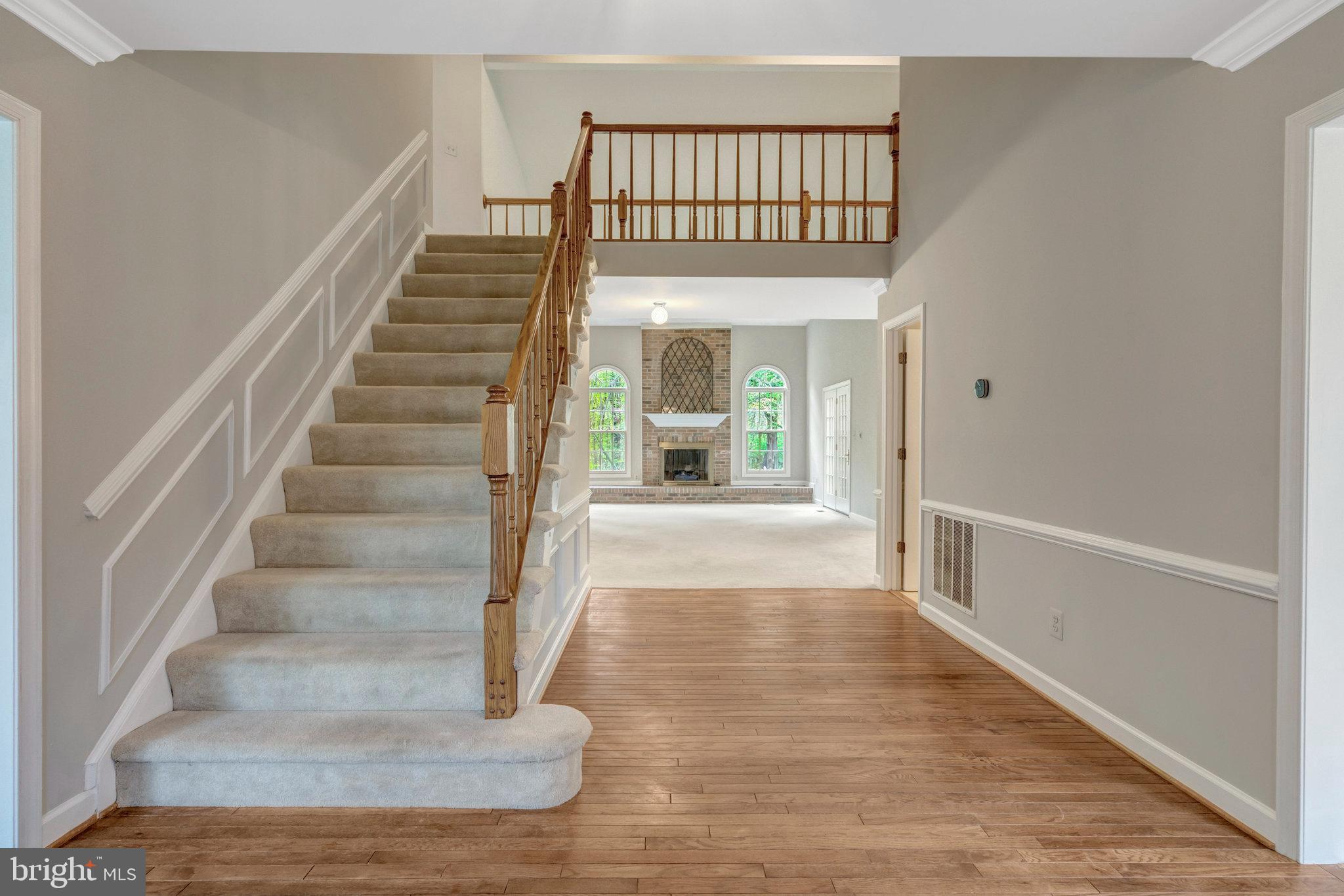 FAIRFAX HUNT - Residential