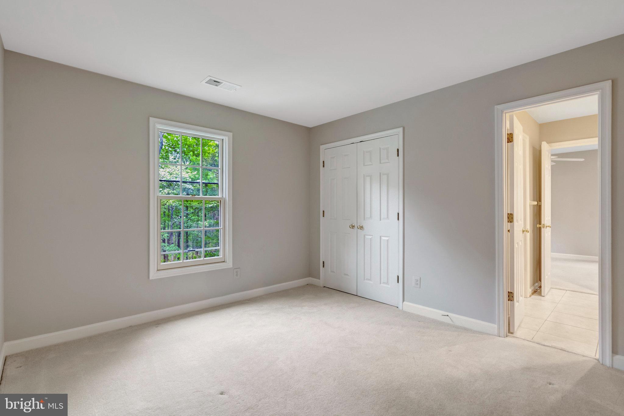 FAIRFAX HUNT - Residential