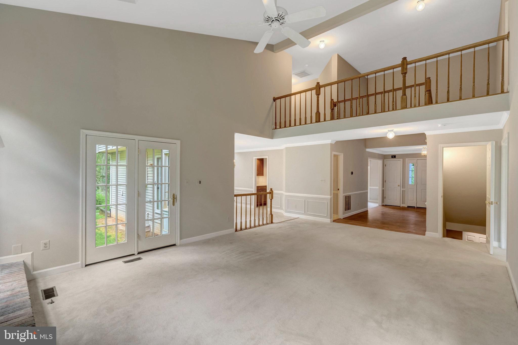 FAIRFAX HUNT - Residential