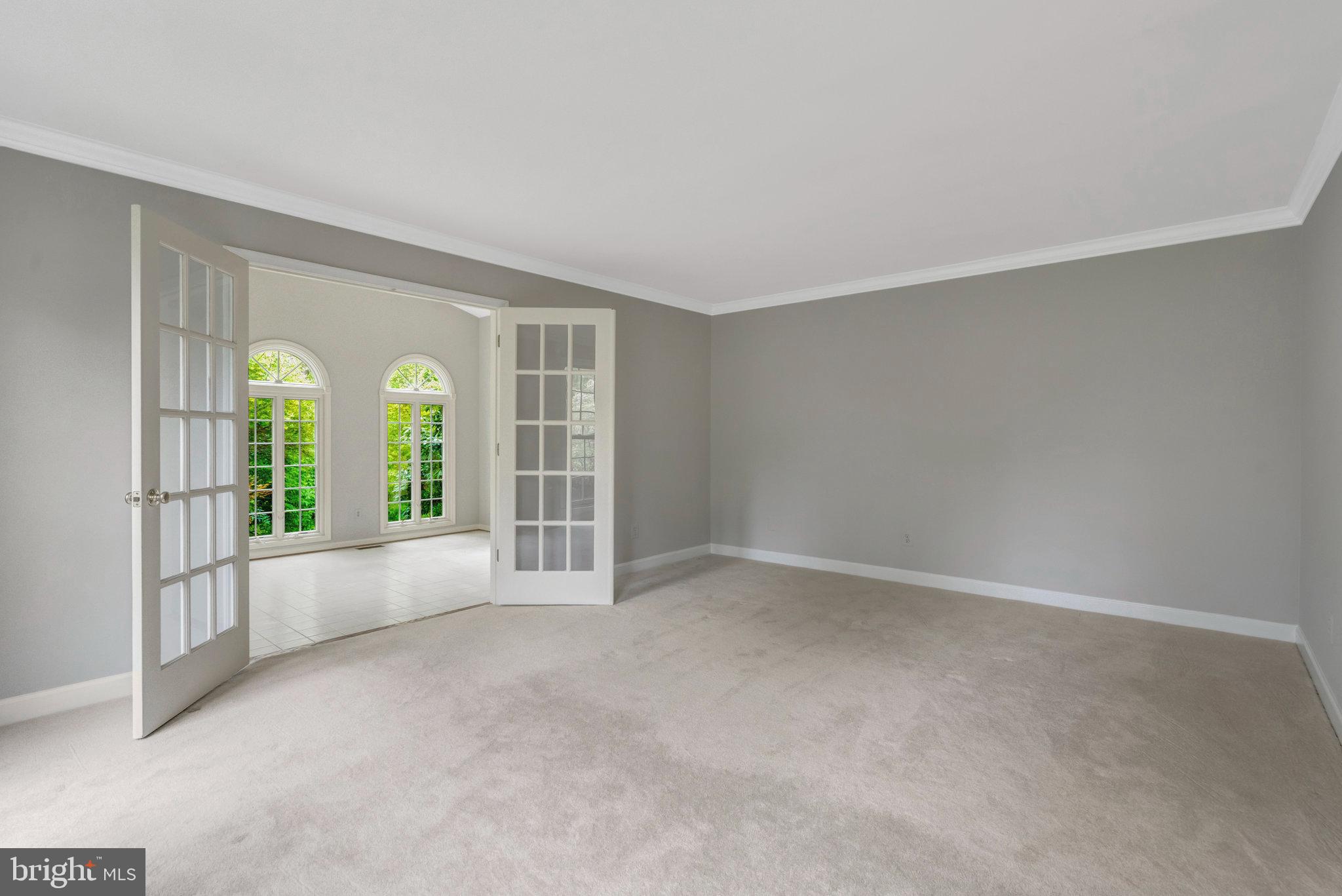 FAIRFAX HUNT - Residential