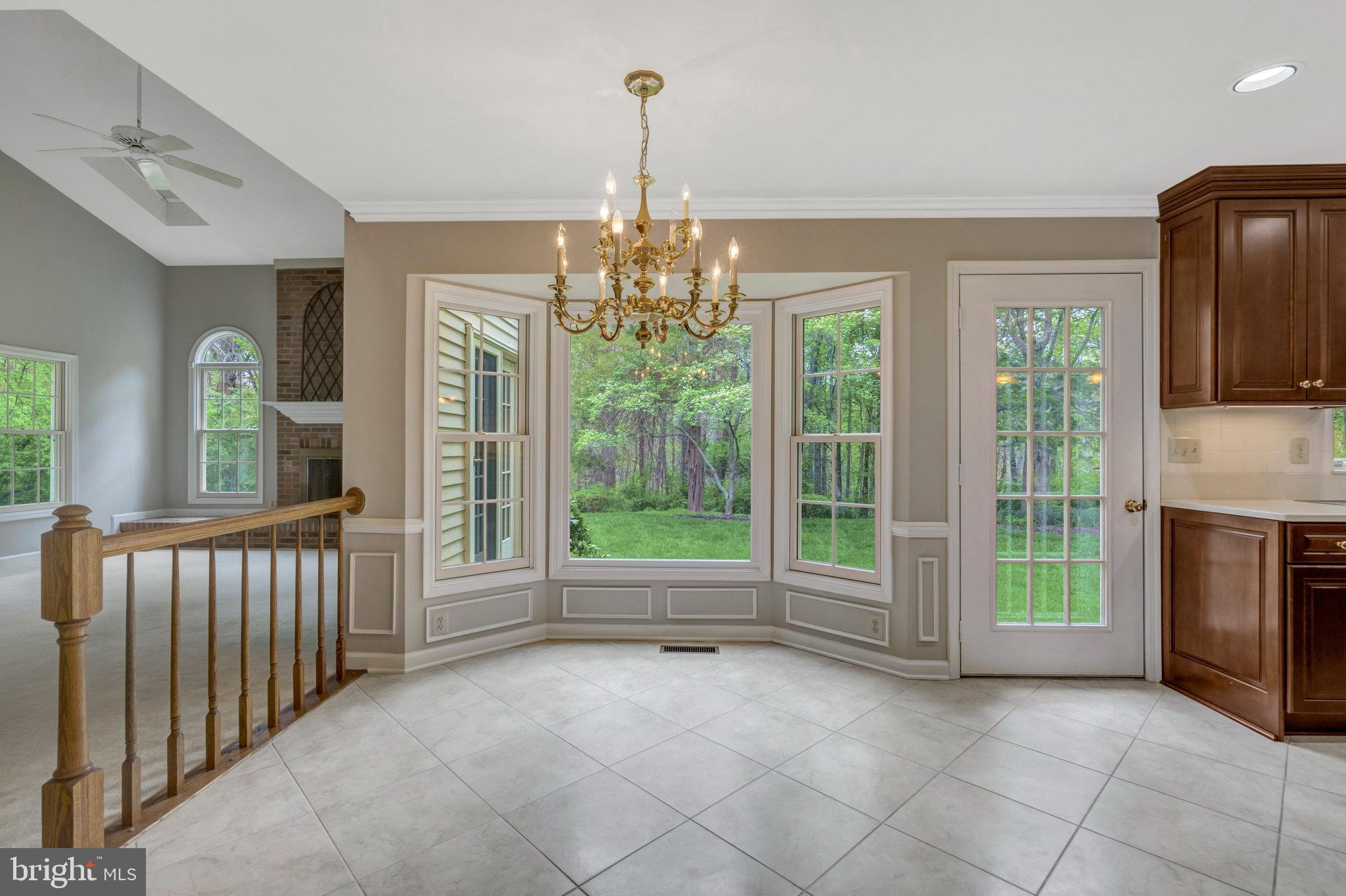 FAIRFAX HUNT - Residential