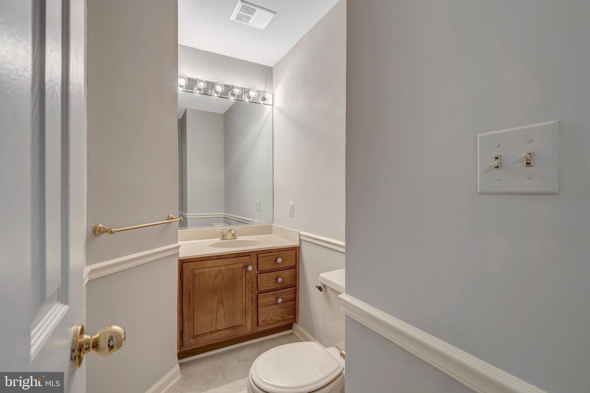 FAIRFAX HUNT - Residential