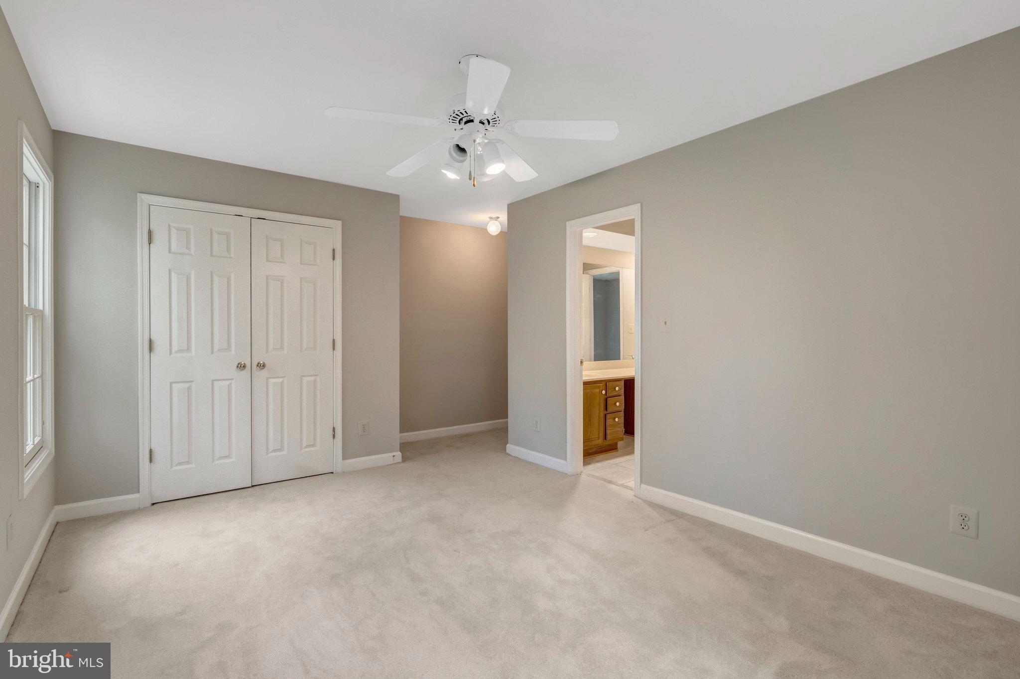 FAIRFAX HUNT - Residential