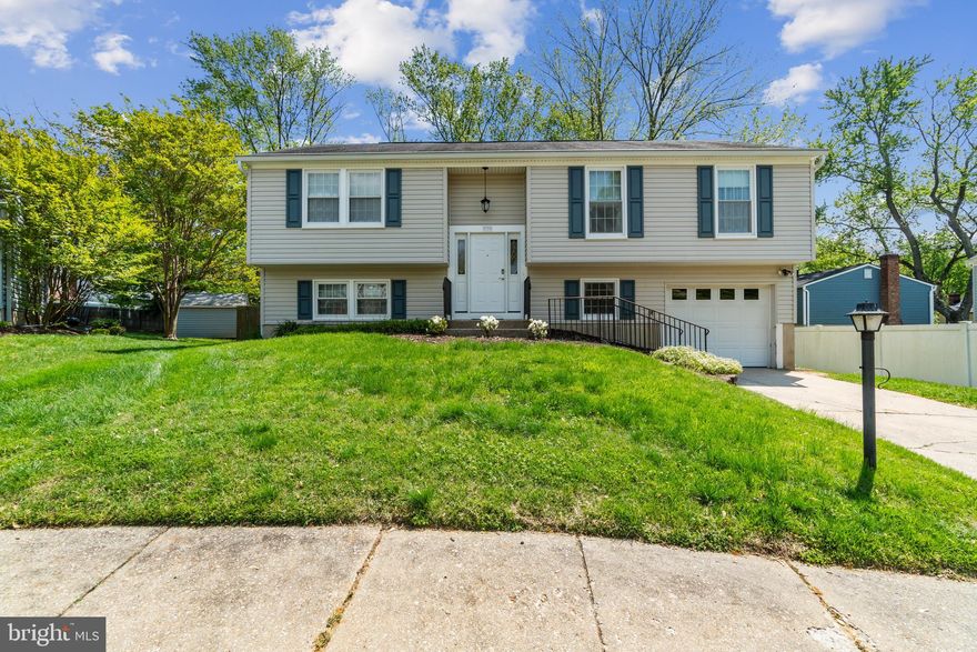 Fantastic opportunity to own a single-family home located in the desirable Community of Wexford, in the Broadneck area. This well maintained 4 bedroom 2 ½ bath home has so much potential. Located in a cul-de-sac, this home has beautiful vaulted ceilings in the living room which gives the home so much openness and light. There are 3 bedrooms and 2 full baths on the upper level and 1 bedroom and a half bath on the lower level. The lower level is partially finished with a large family room and sliding glass doors that lead to a huge fully fenced in backyard with beautiful gardens and a spacious patio. 1 car garage with storage shelves. There is an attic for extra storage. Original owners. Located close to Parks, Restaurants, Shopping, Annapolis, Baltimore and DC. A 1 year home warranty is being offered. This home awaits your creativity for renovation! A Must See!!