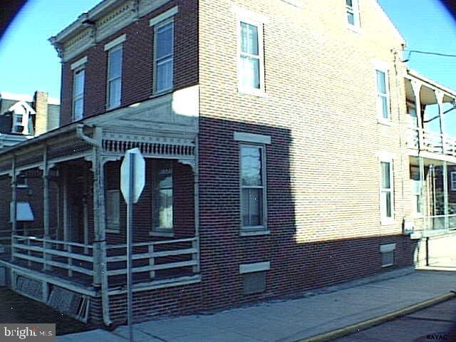 2 Unit in Central School District.