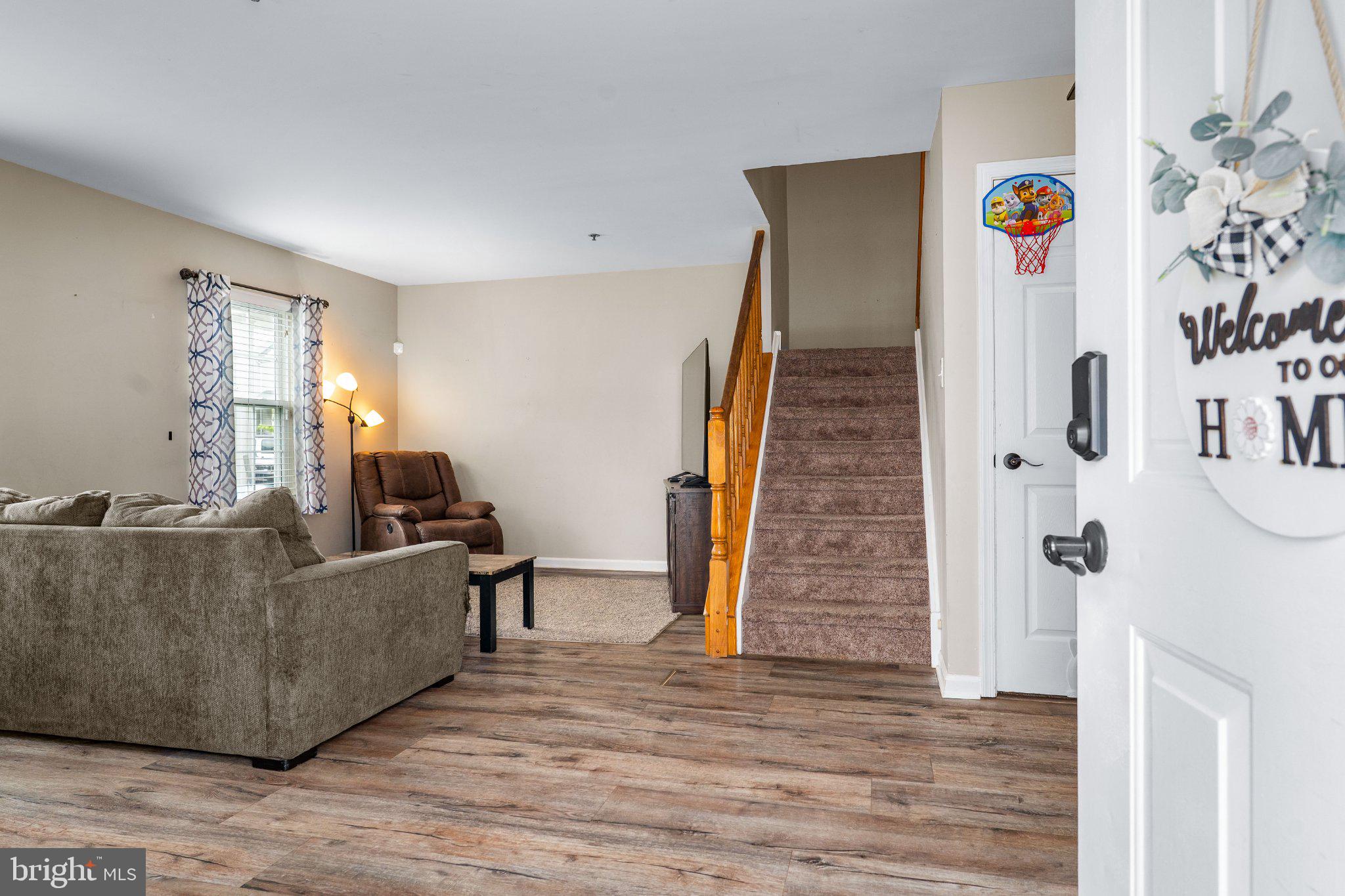 315 BUTTONWOODS ROAD