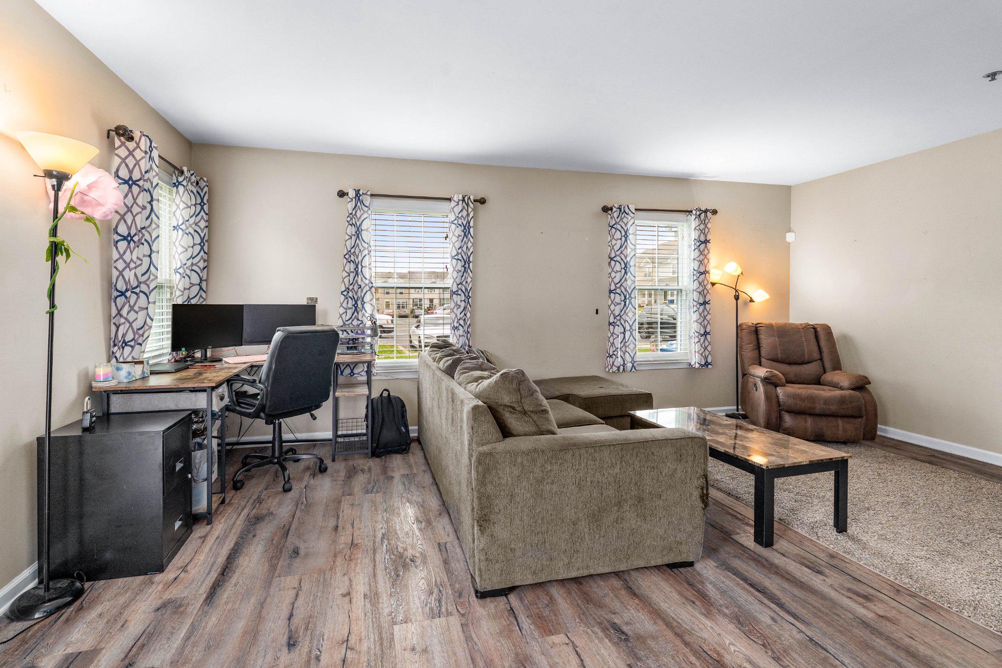 315 BUTTONWOODS ROAD