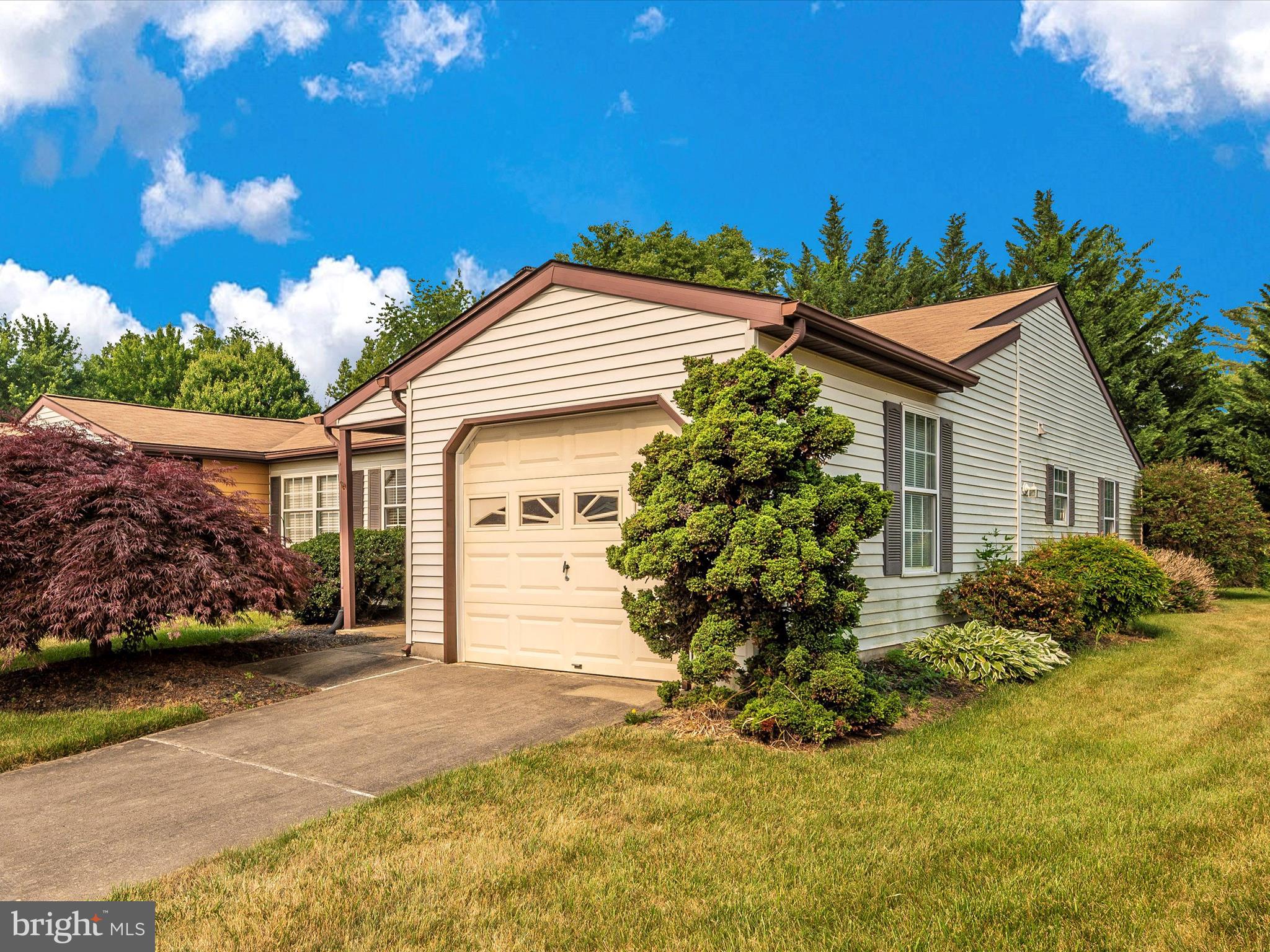 CRESTWOOD VILLAGE - Residential