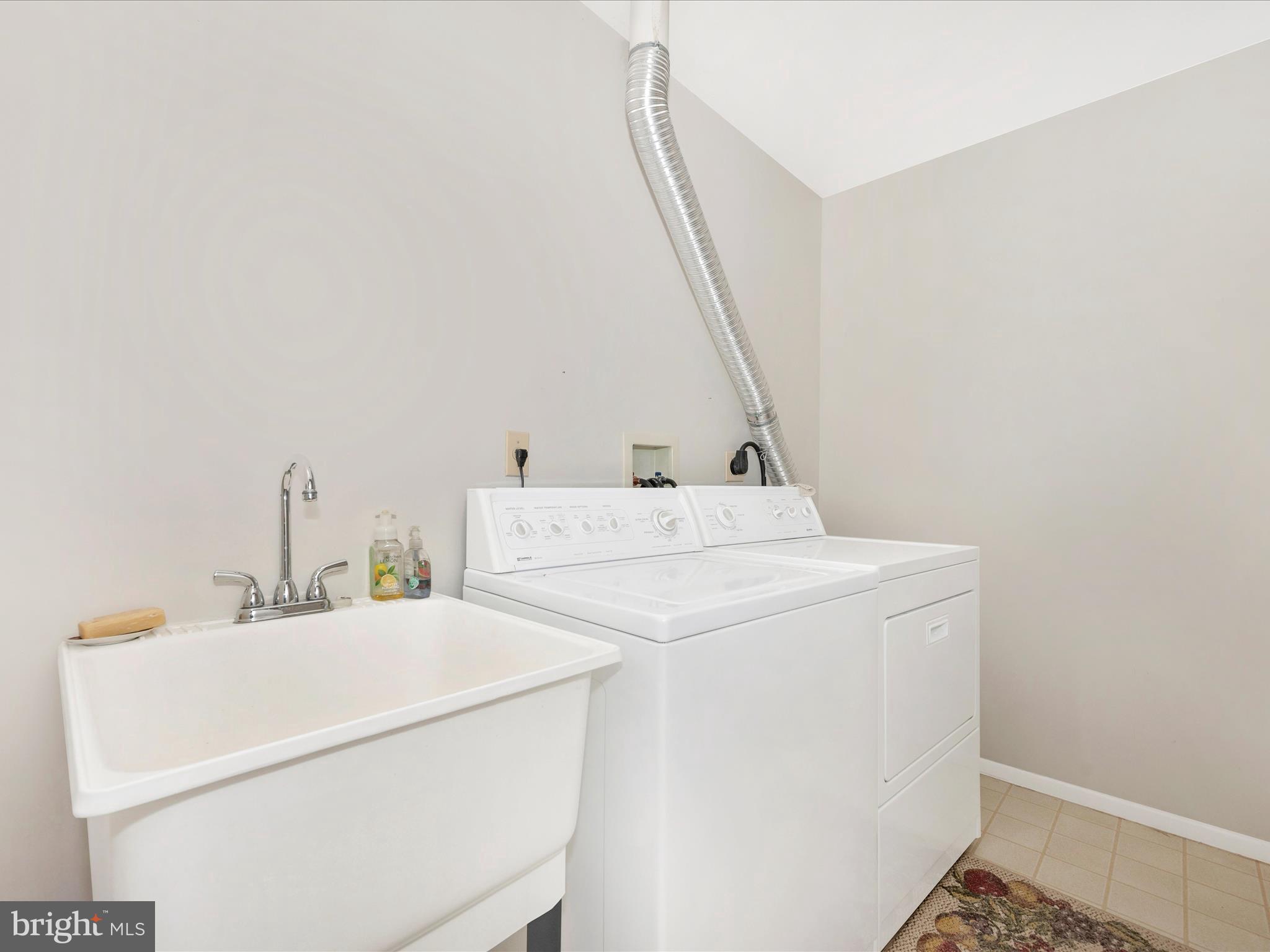 CRESTWOOD VILLAGE - Residential