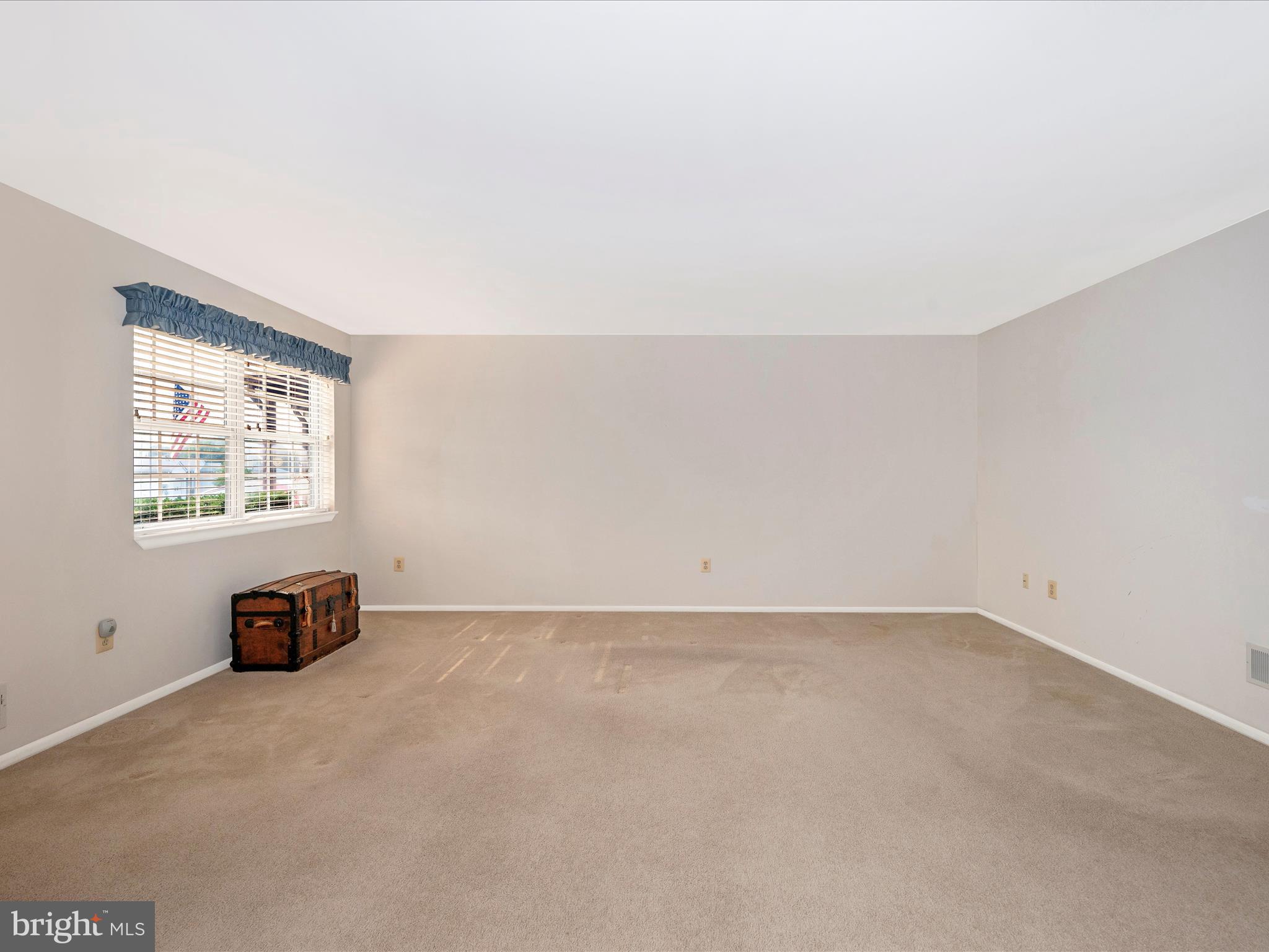 CRESTWOOD VILLAGE - Residential