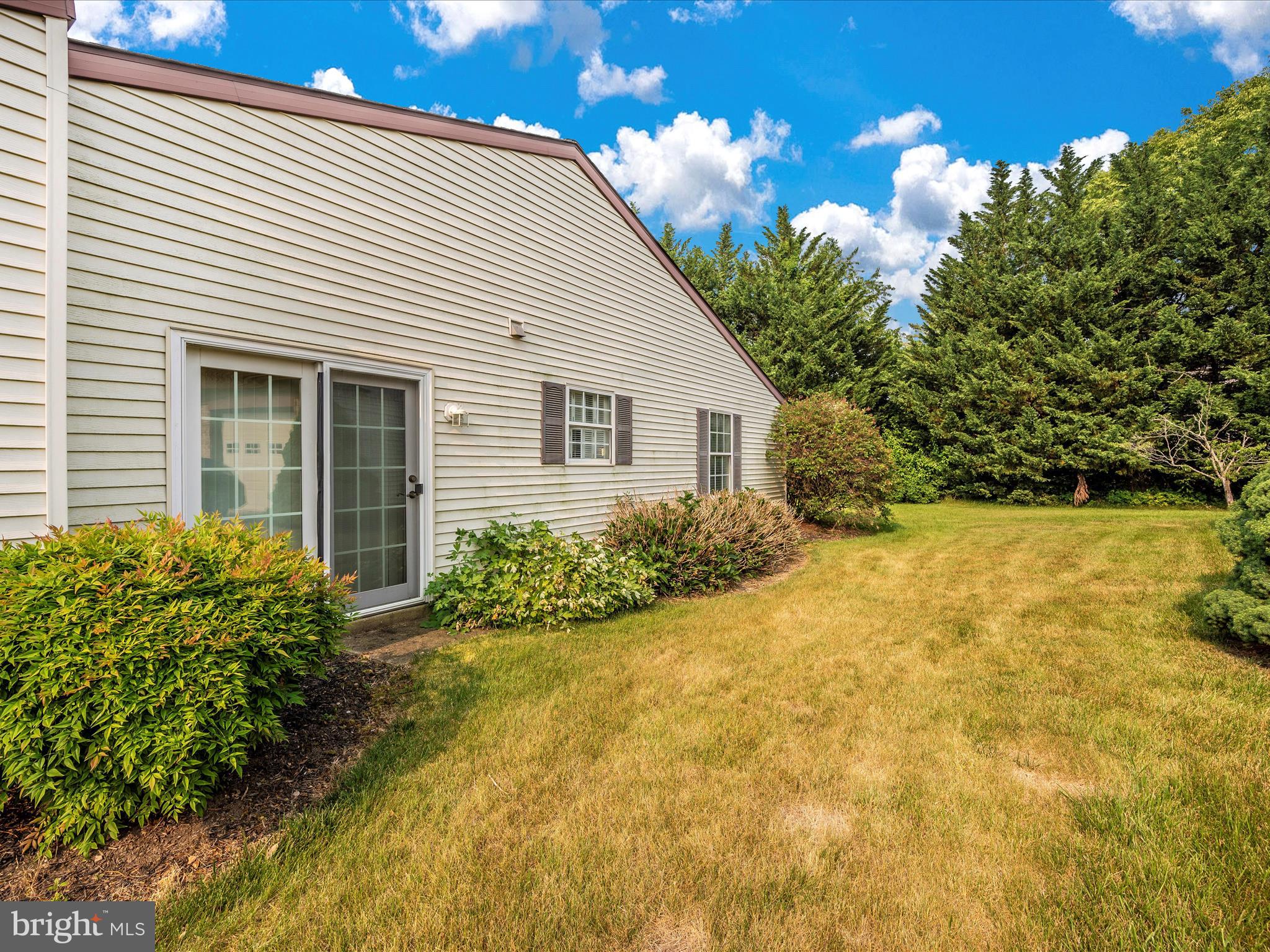 CRESTWOOD VILLAGE - Residential