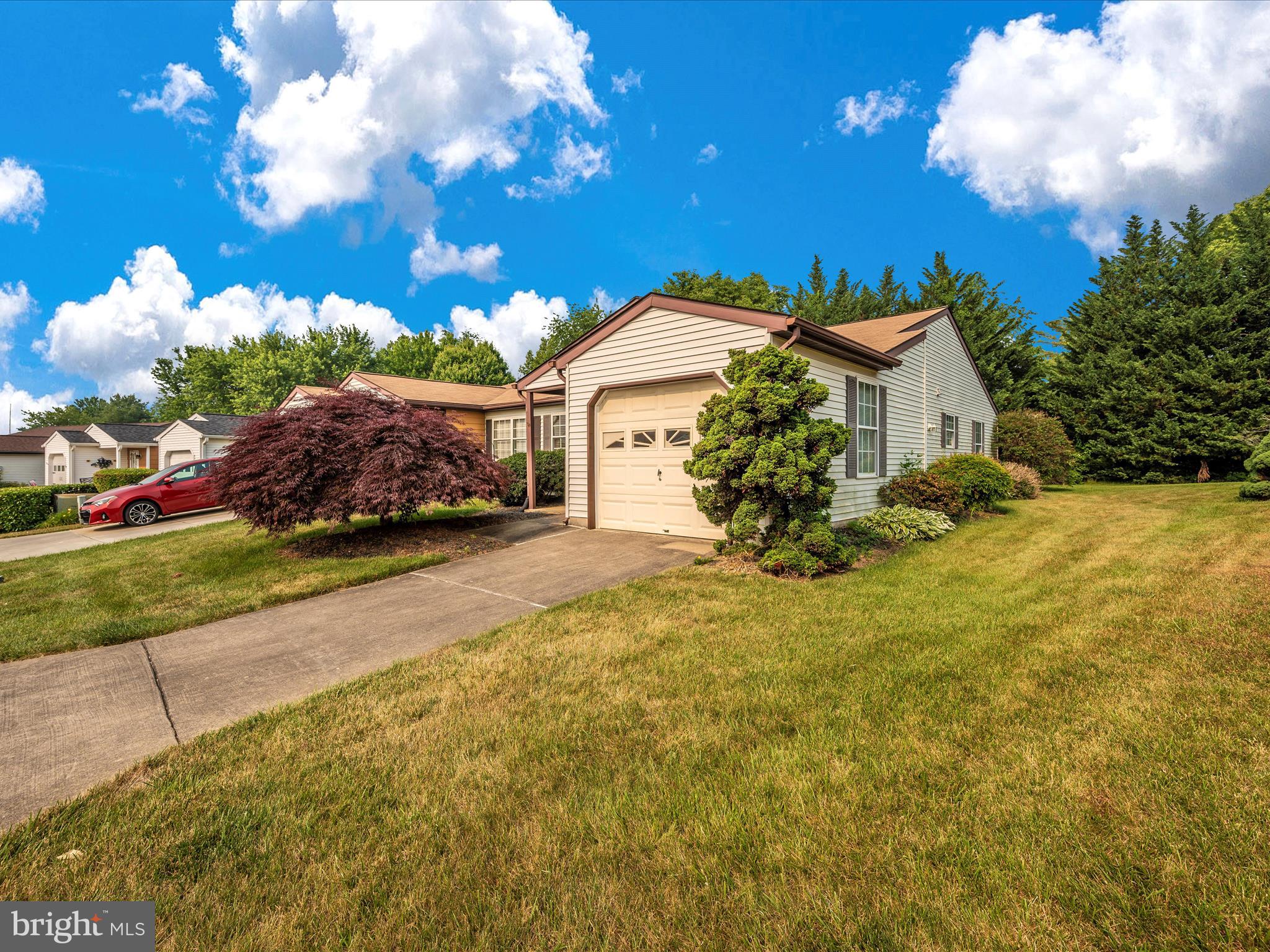 CRESTWOOD VILLAGE - Residential