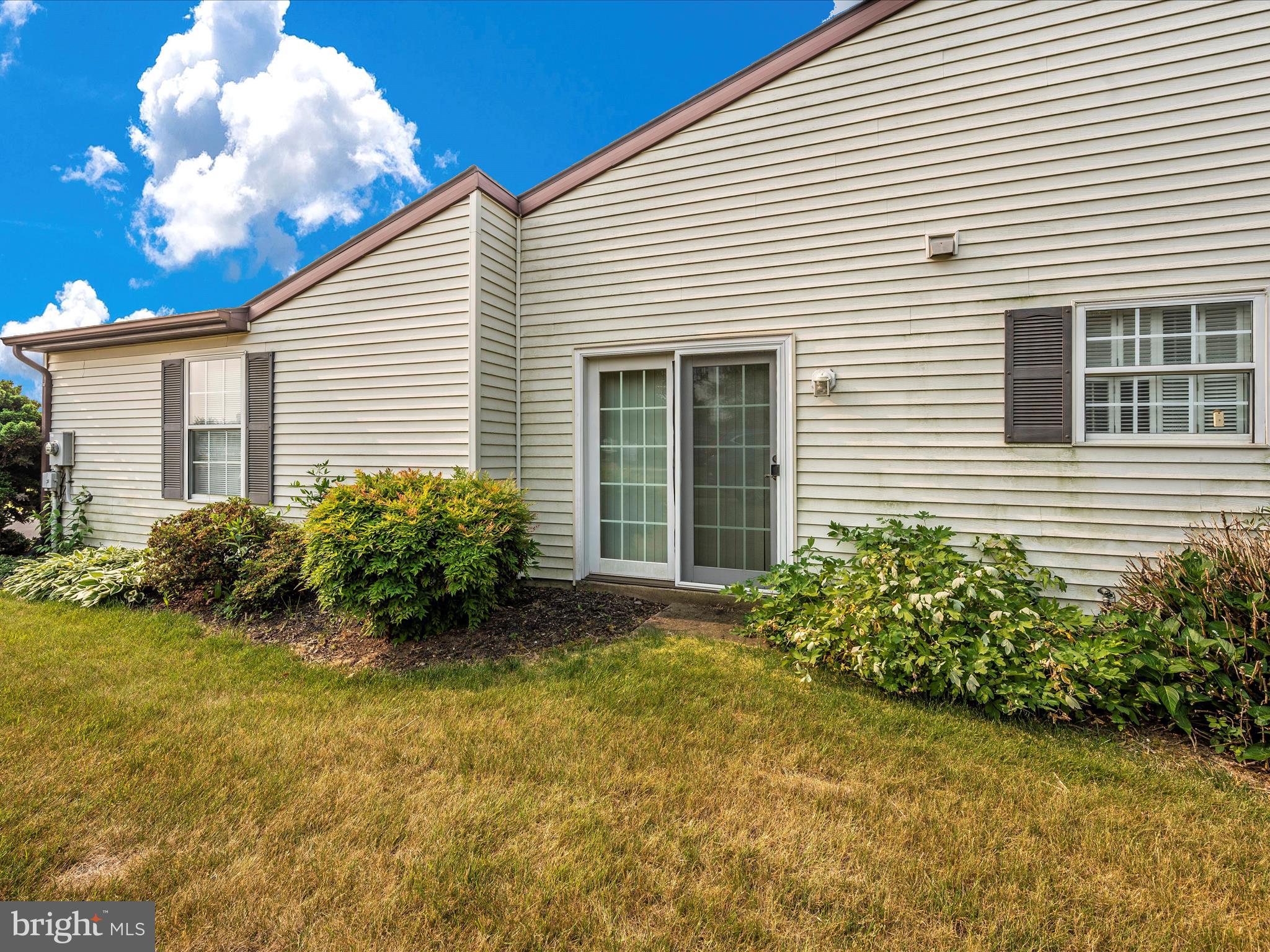 CRESTWOOD VILLAGE - Residential